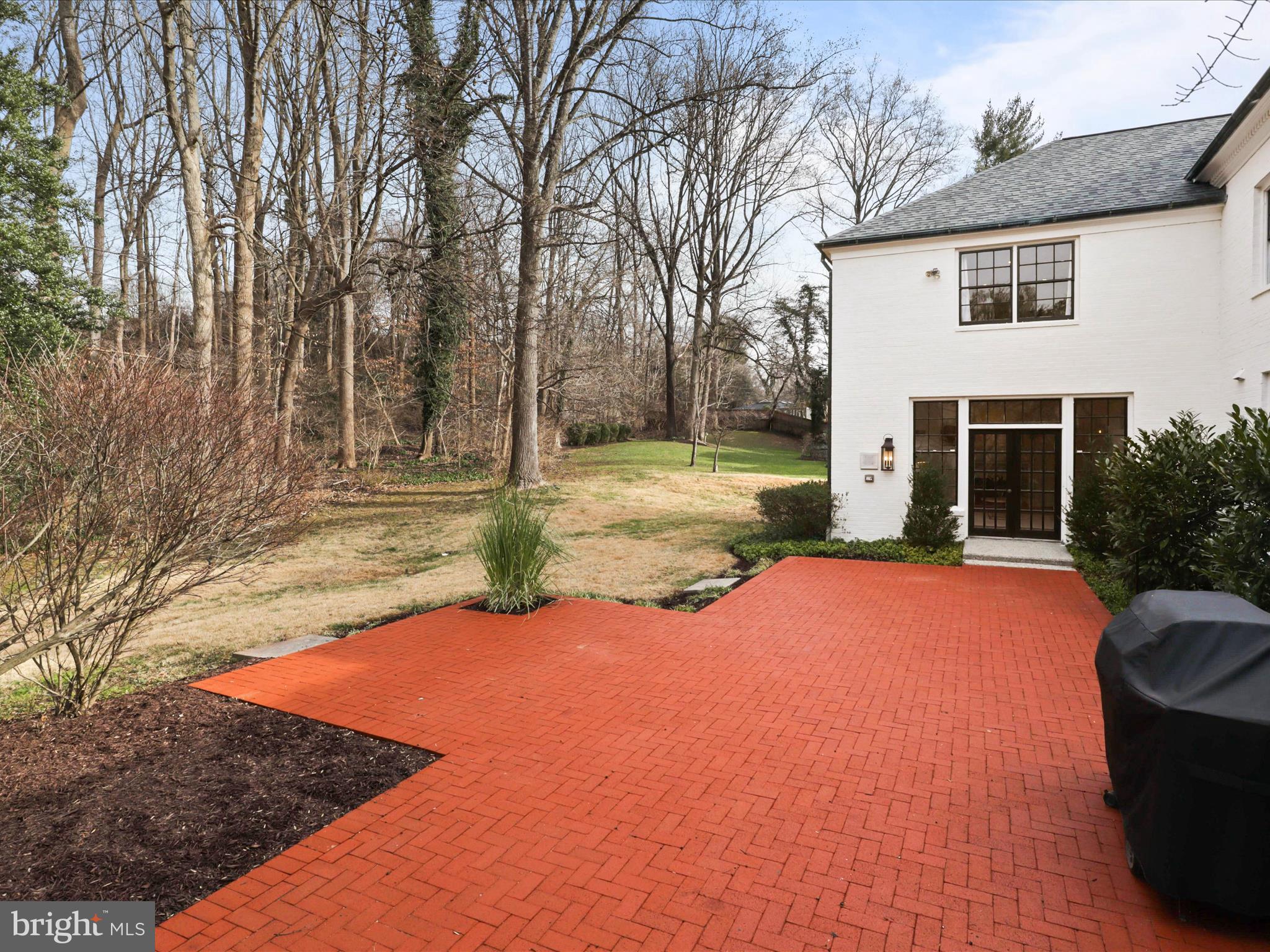 BANNOCKBURN ESTATES - Residential