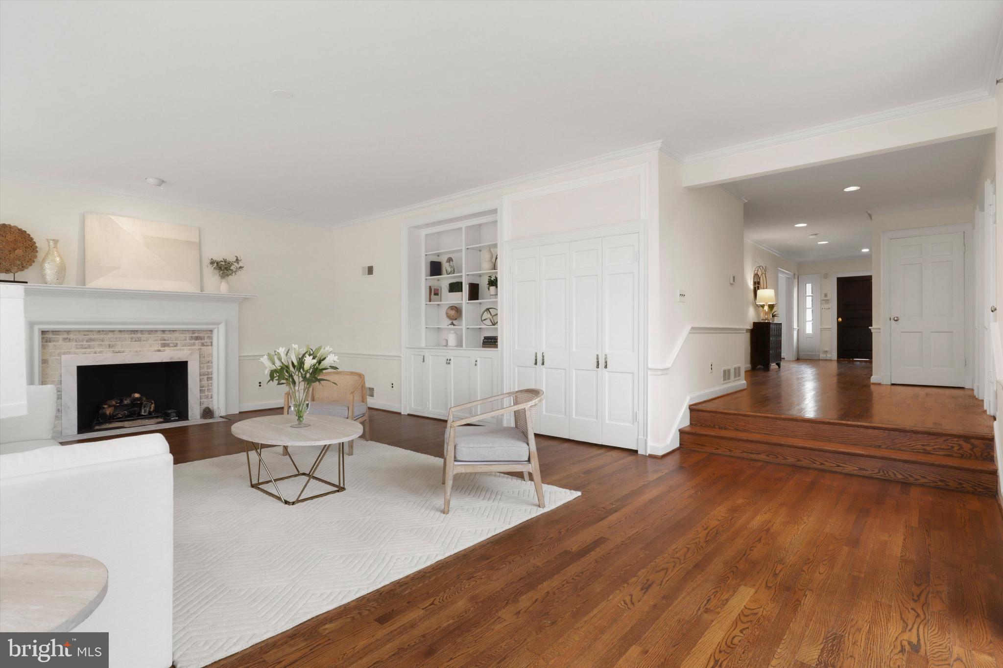 BANNOCKBURN ESTATES - Residential