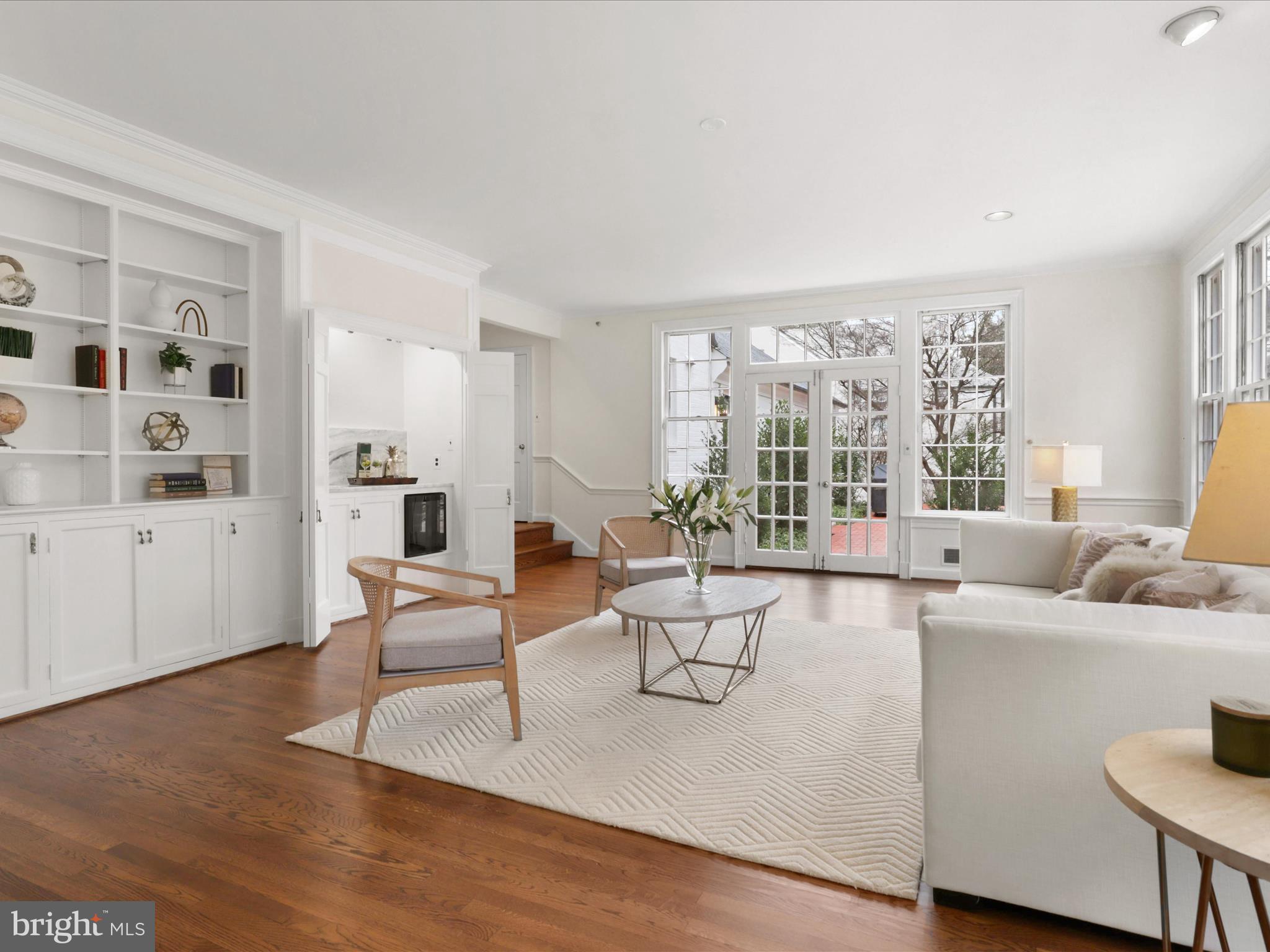 BANNOCKBURN ESTATES - Residential