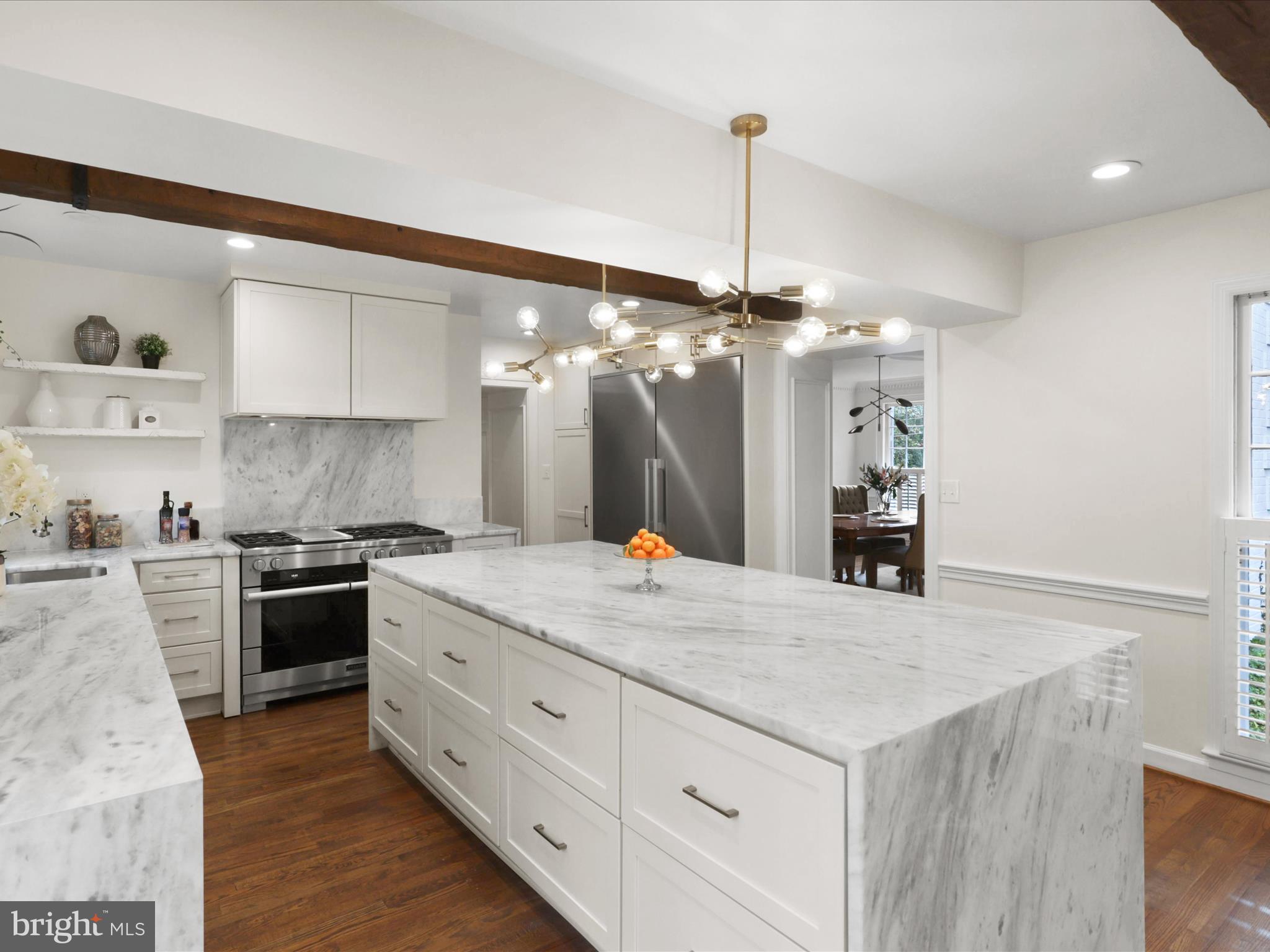 BANNOCKBURN ESTATES - Residential