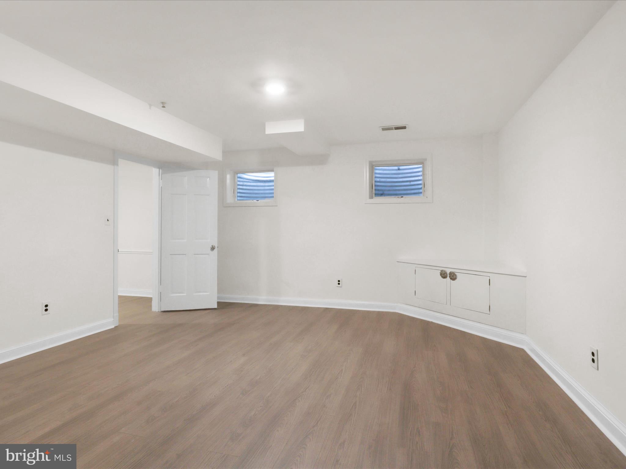 BANNOCKBURN ESTATES - Residential