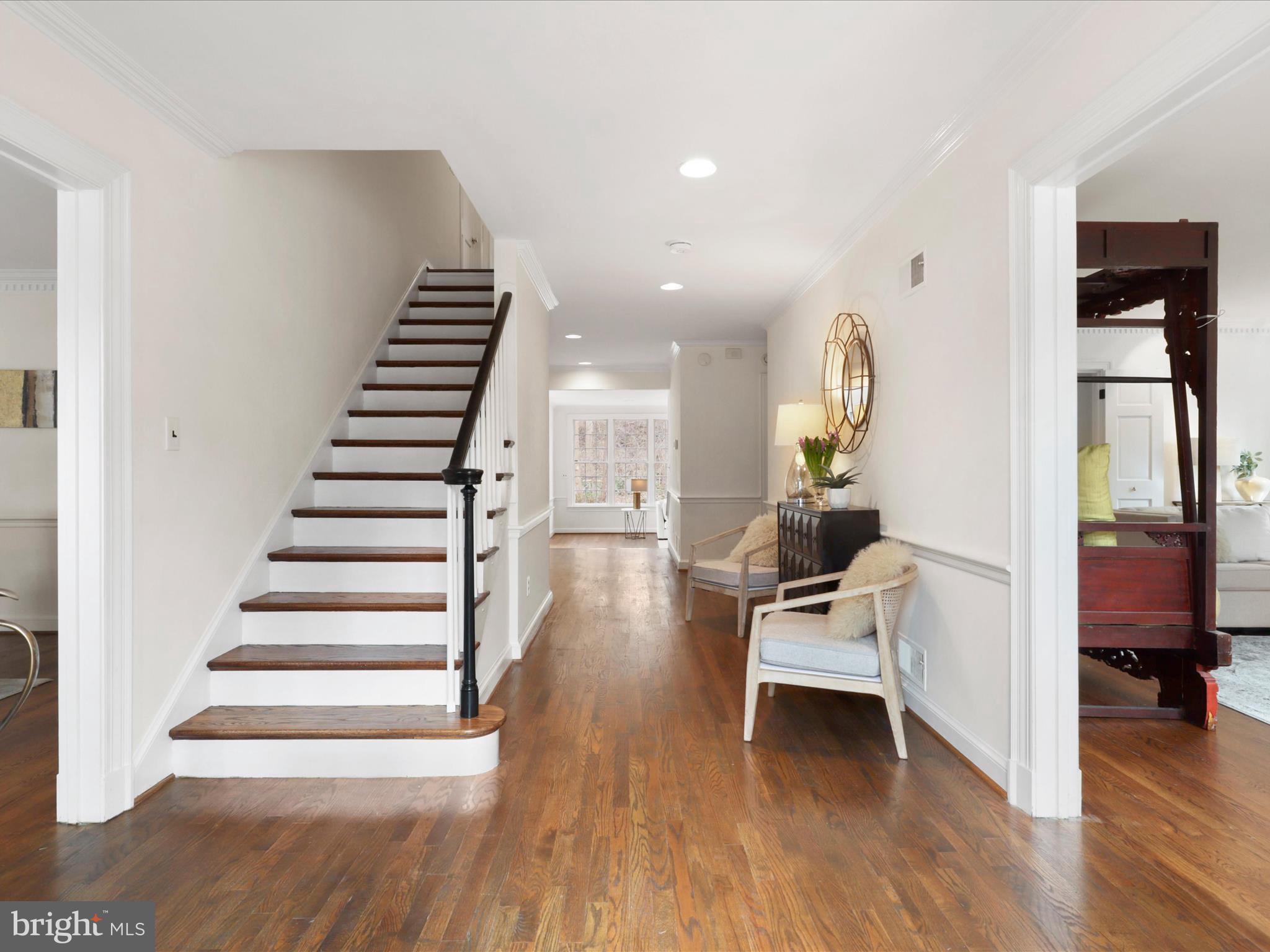 BANNOCKBURN ESTATES - Residential