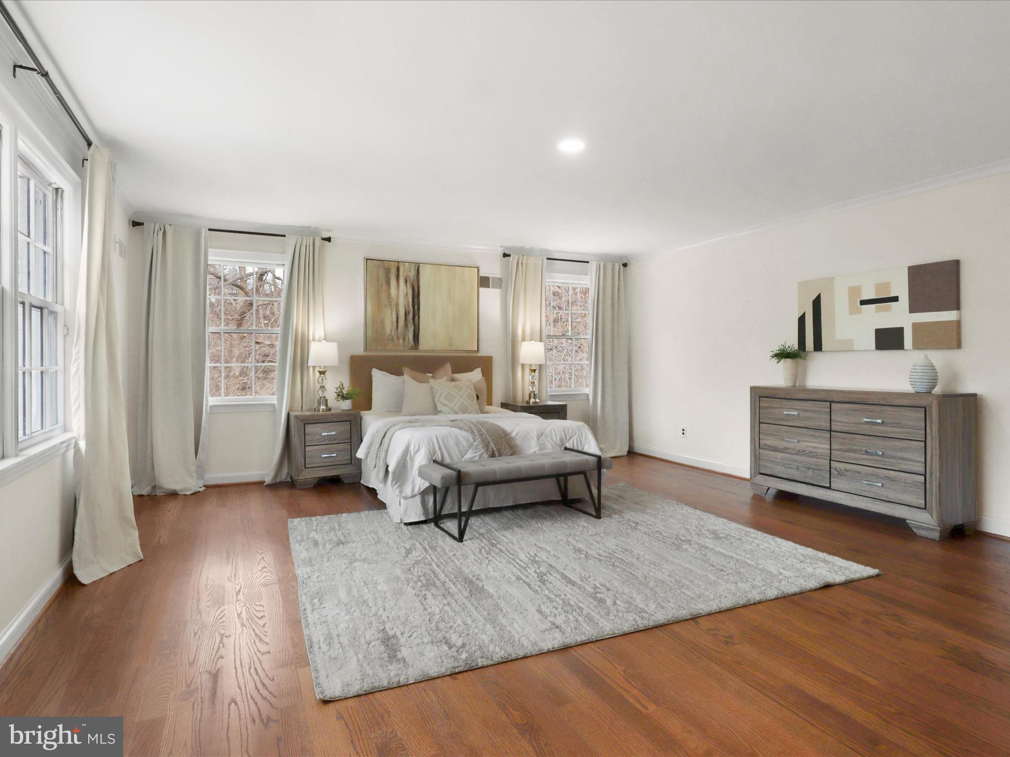 BANNOCKBURN ESTATES - Residential