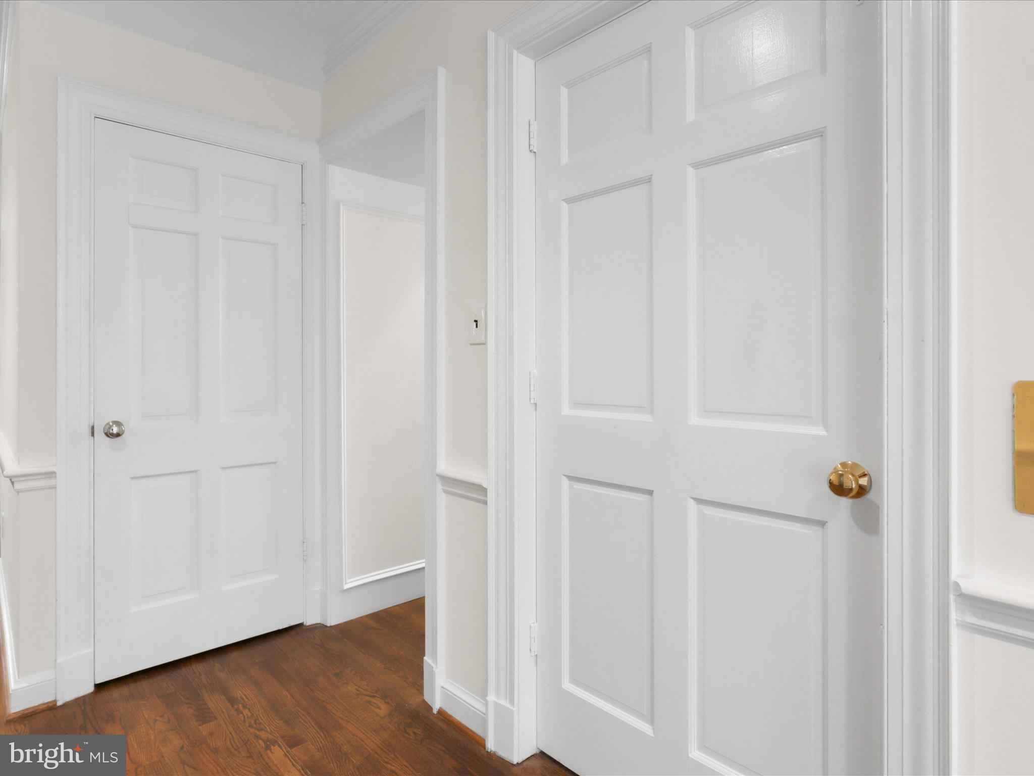 BANNOCKBURN ESTATES - Residential