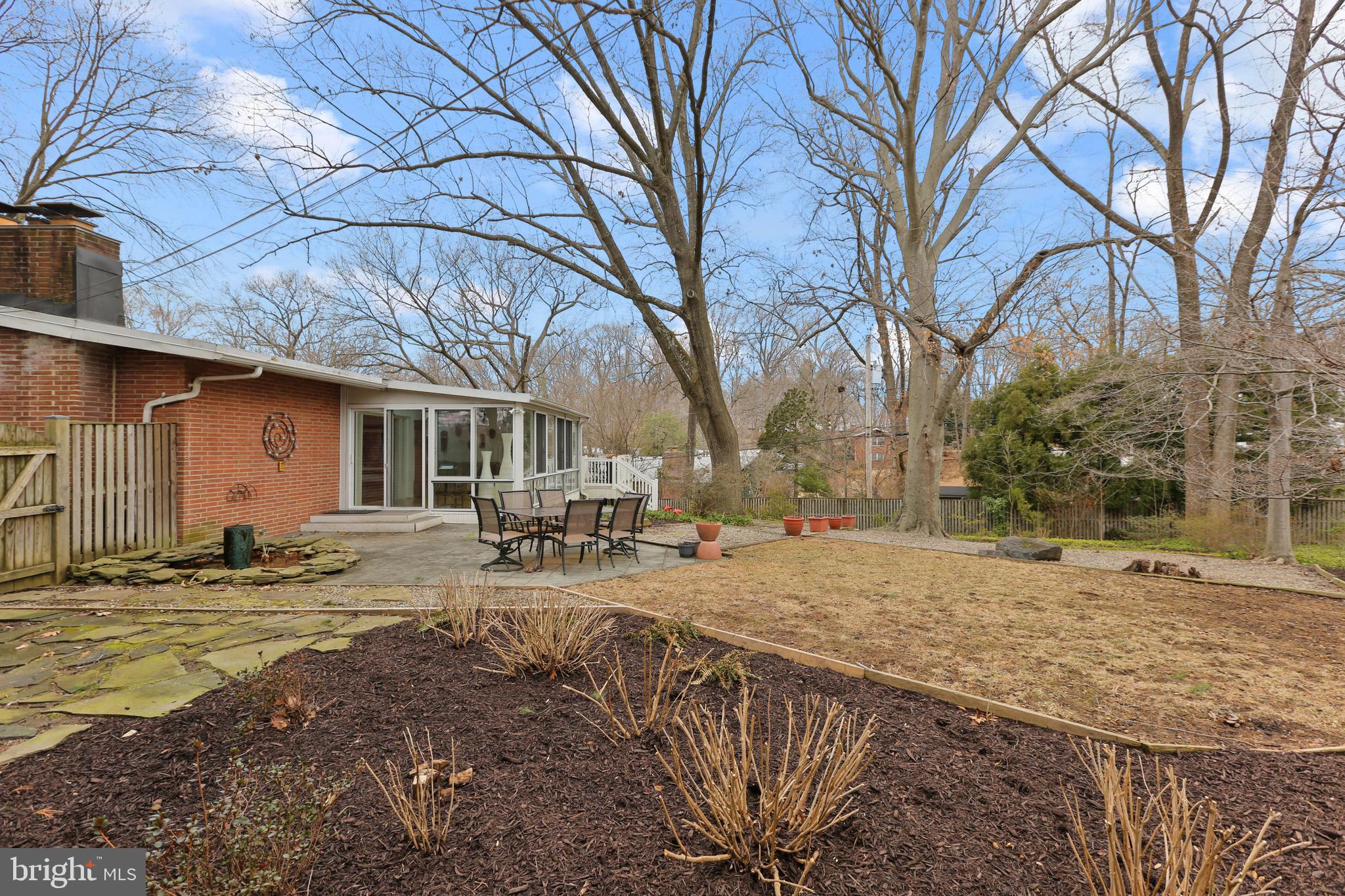 MOUNT WASHINGTON - Residential