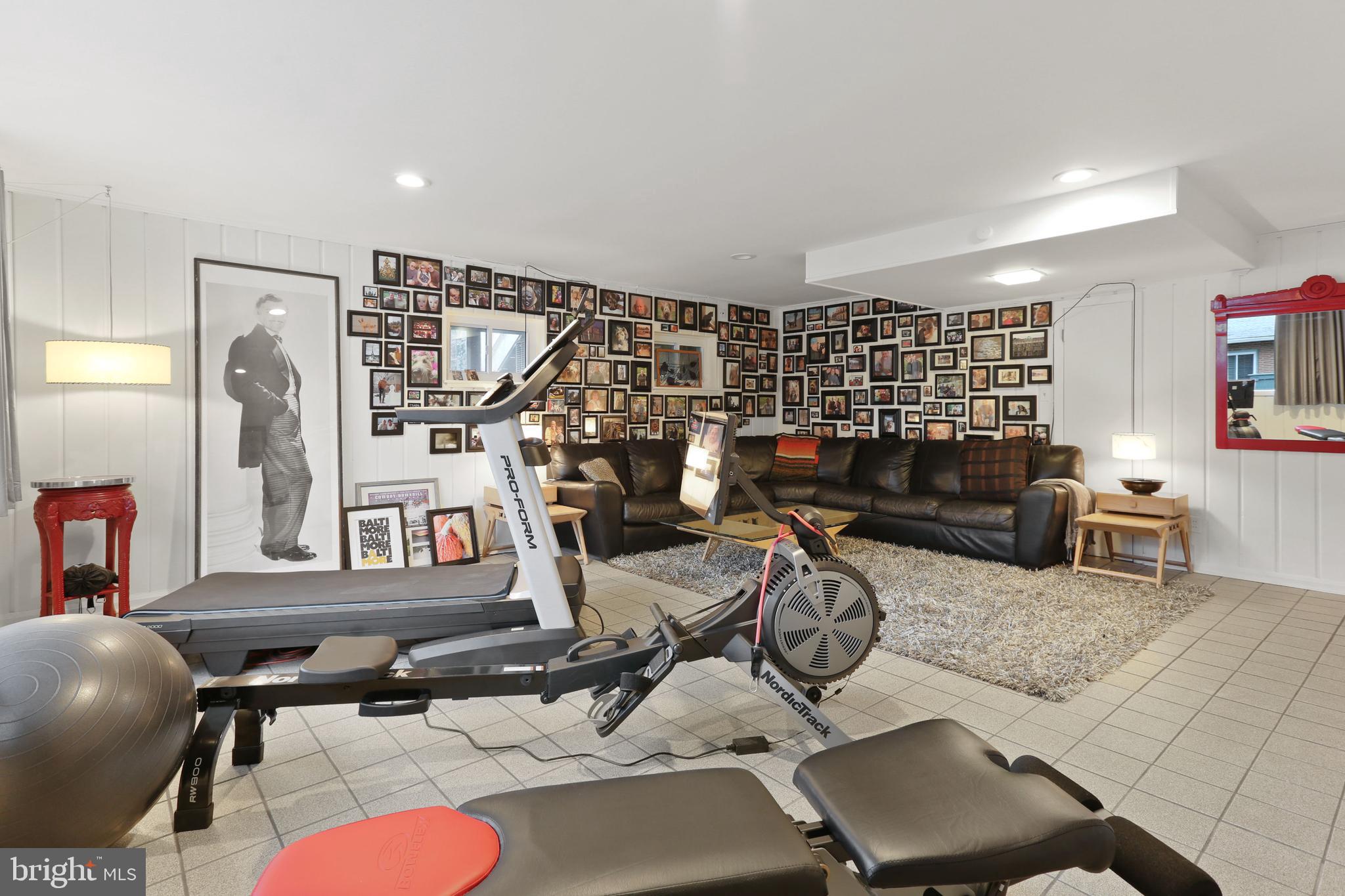 MOUNT WASHINGTON - Residential