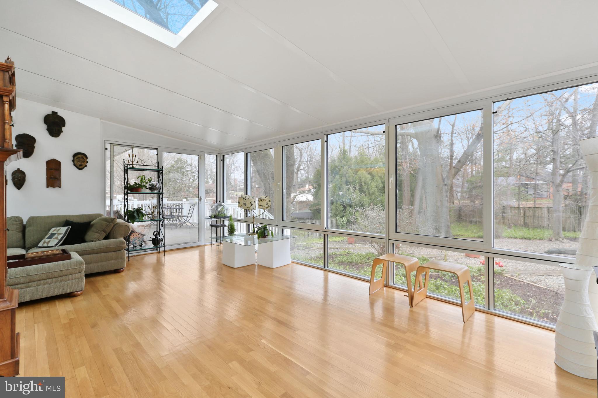 MOUNT WASHINGTON - Residential