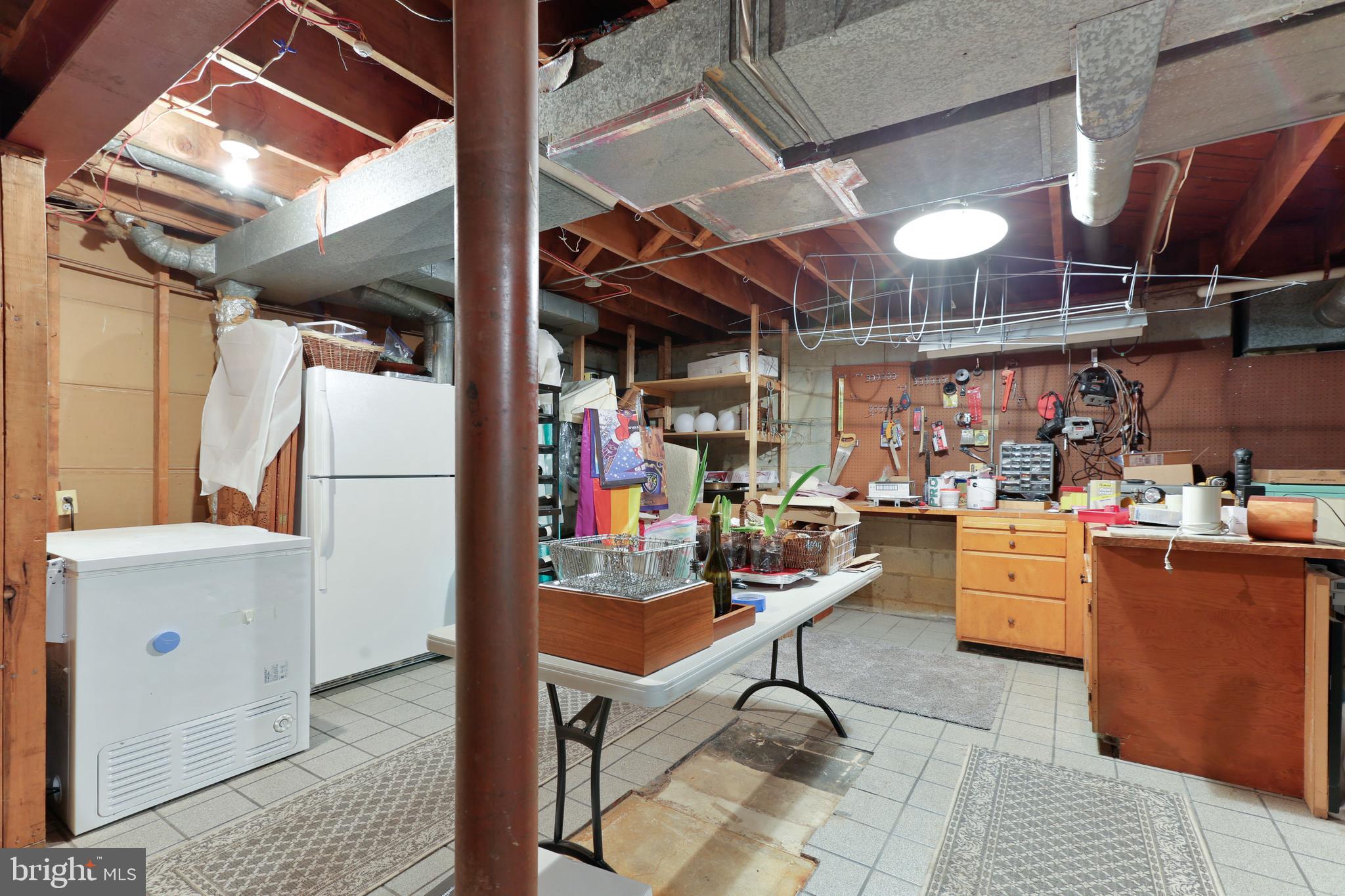 MOUNT WASHINGTON - Residential