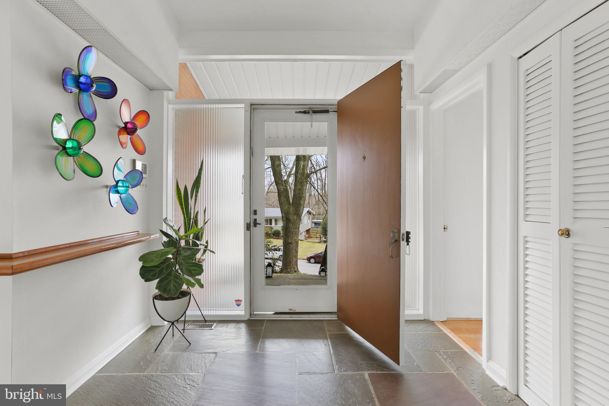 MOUNT WASHINGTON - Residential