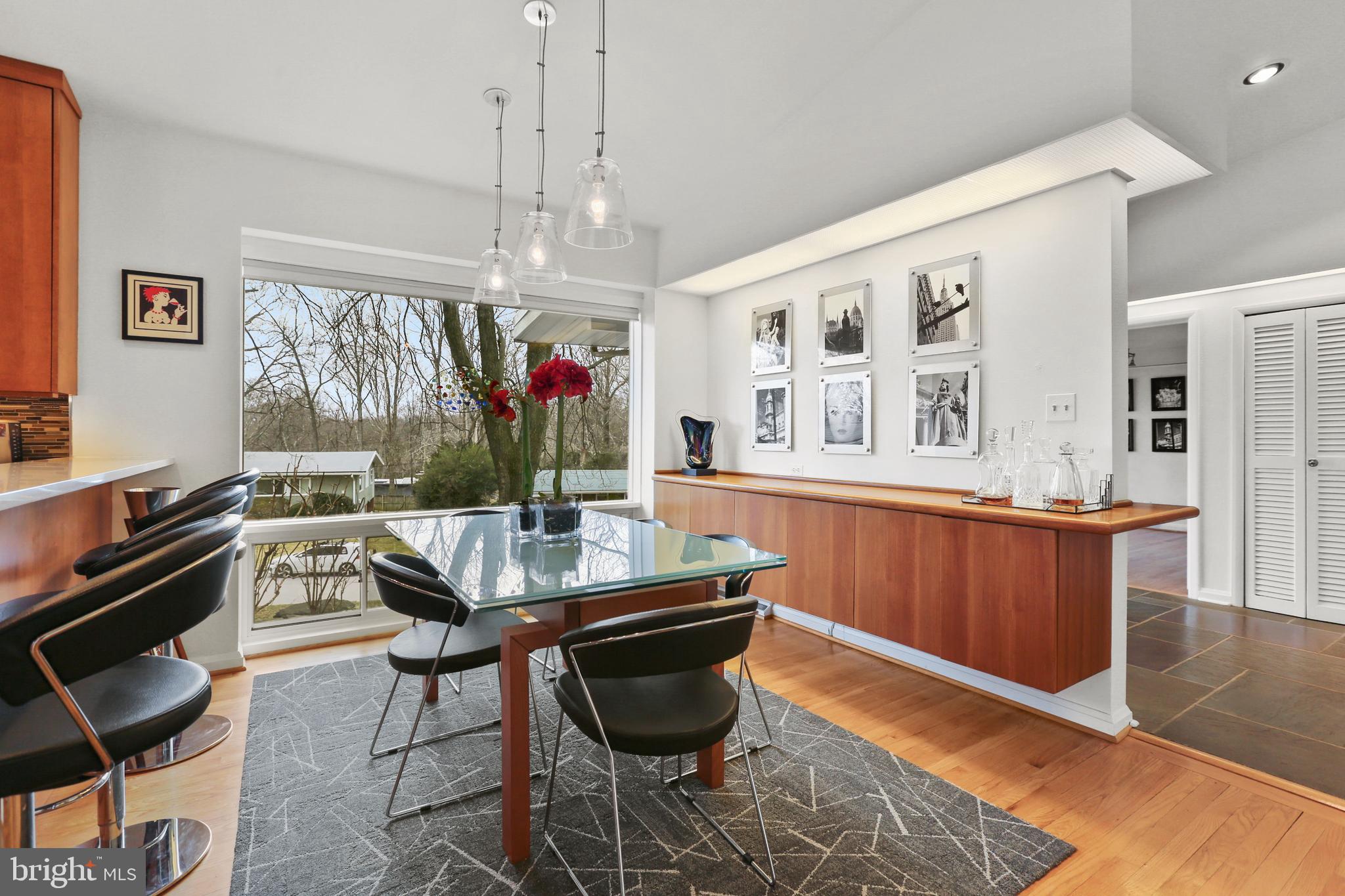 MOUNT WASHINGTON - Residential