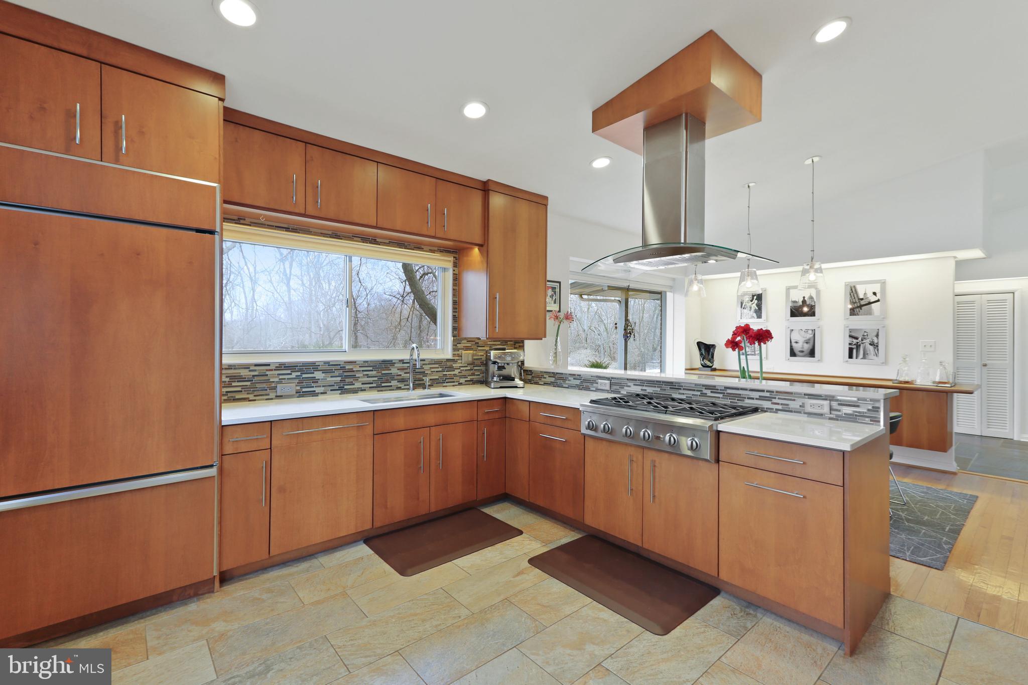 MOUNT WASHINGTON - Residential