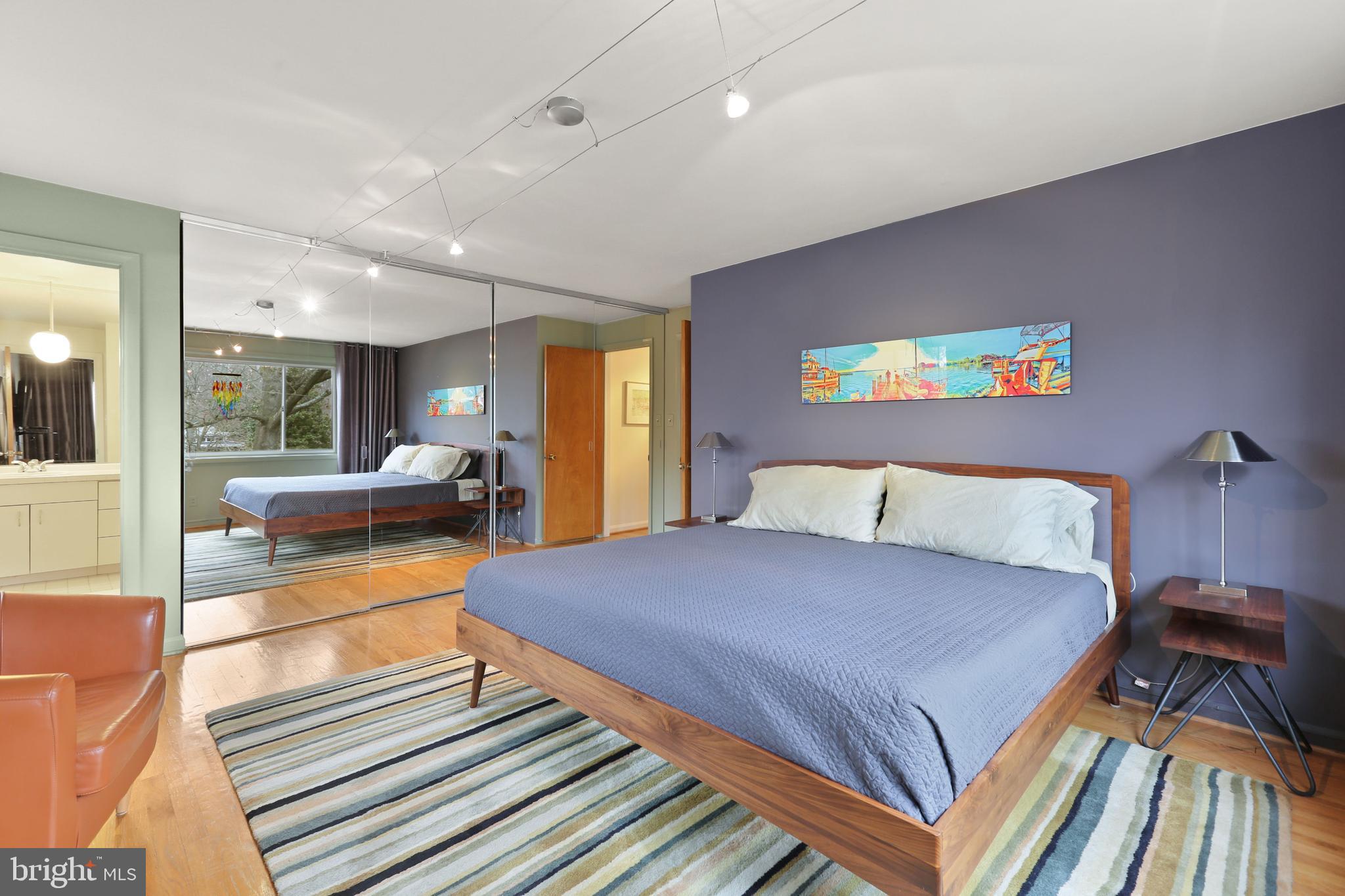 MOUNT WASHINGTON - Residential