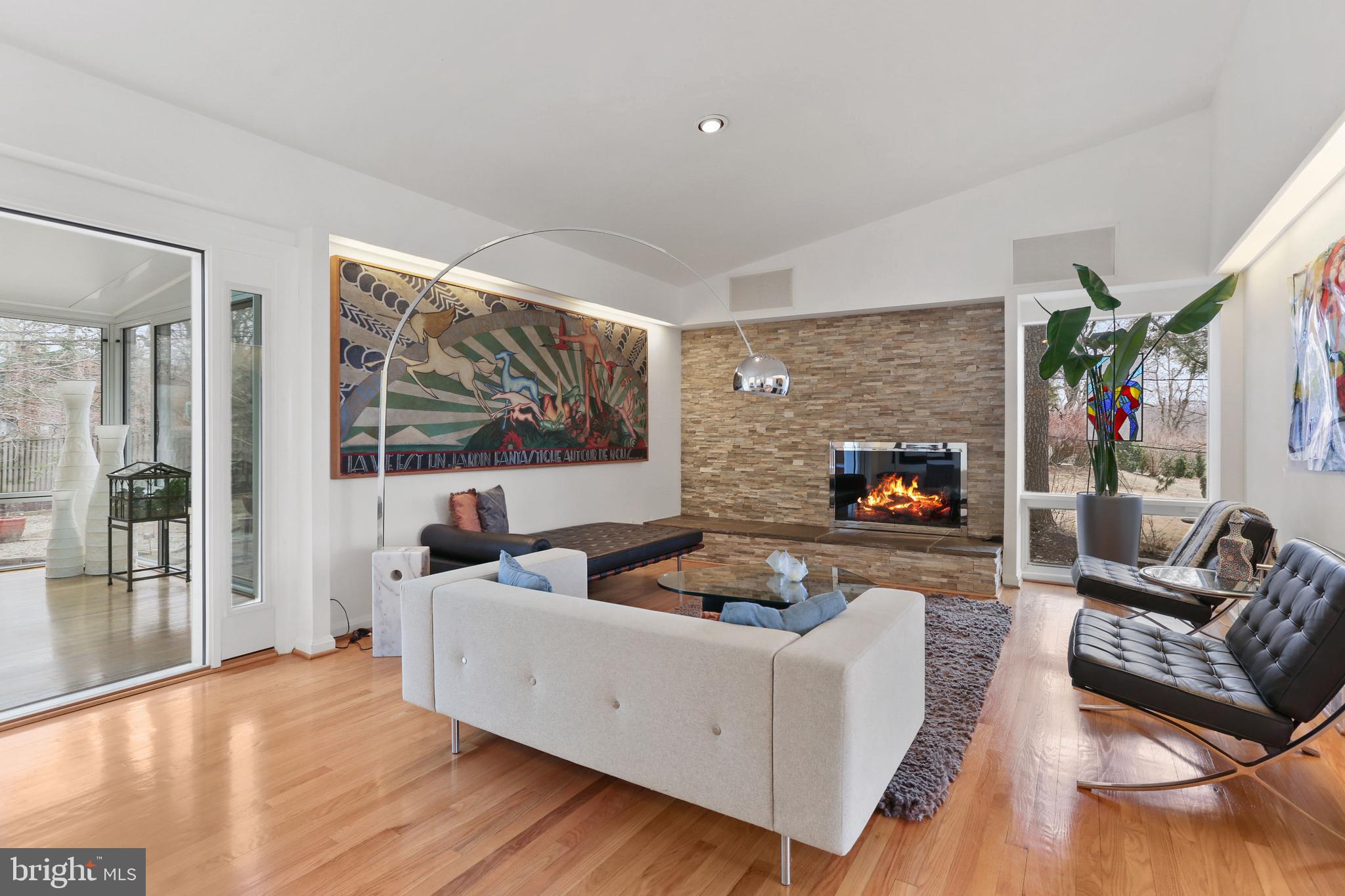 MOUNT WASHINGTON - Residential