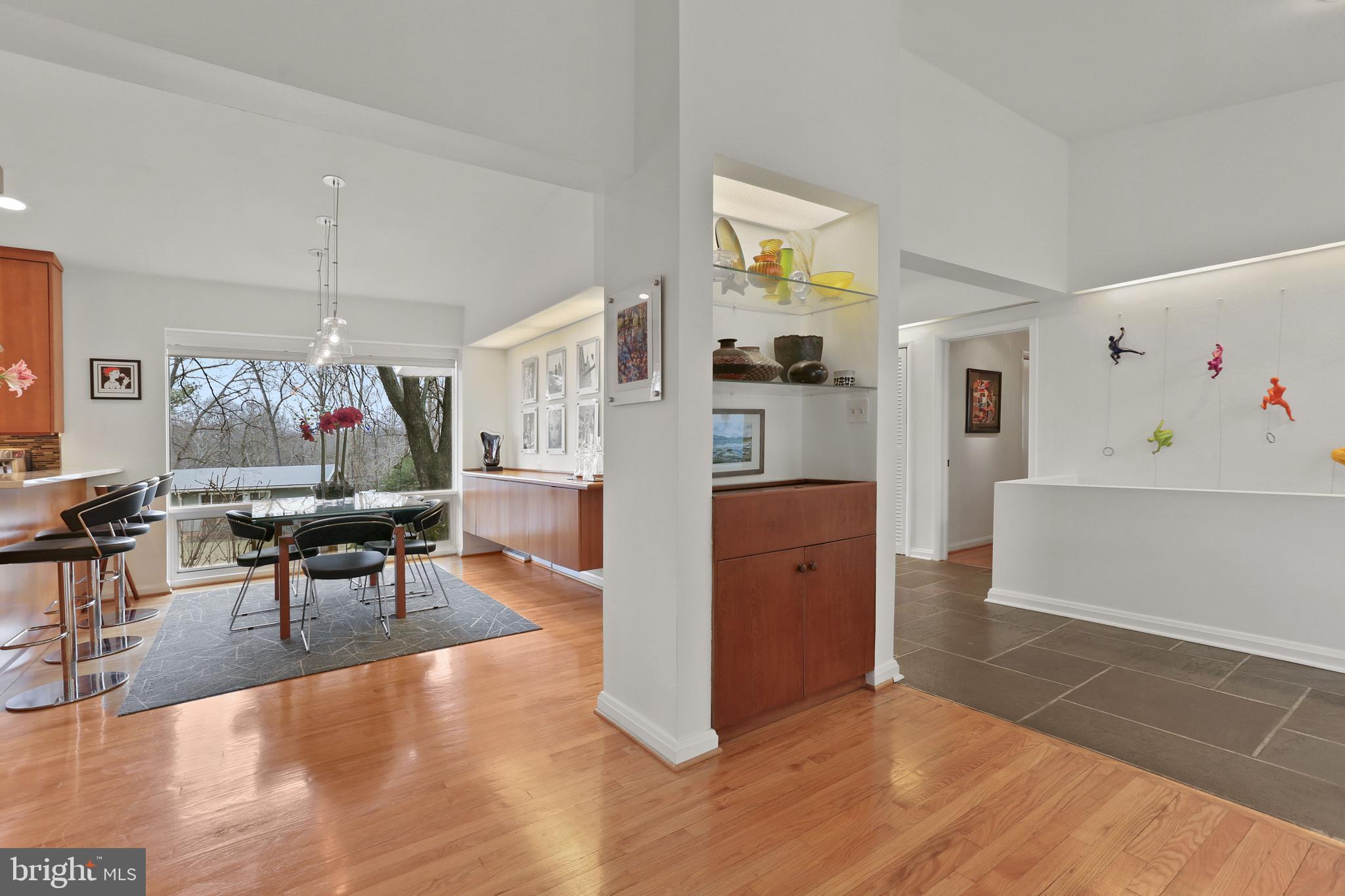 MOUNT WASHINGTON - Residential