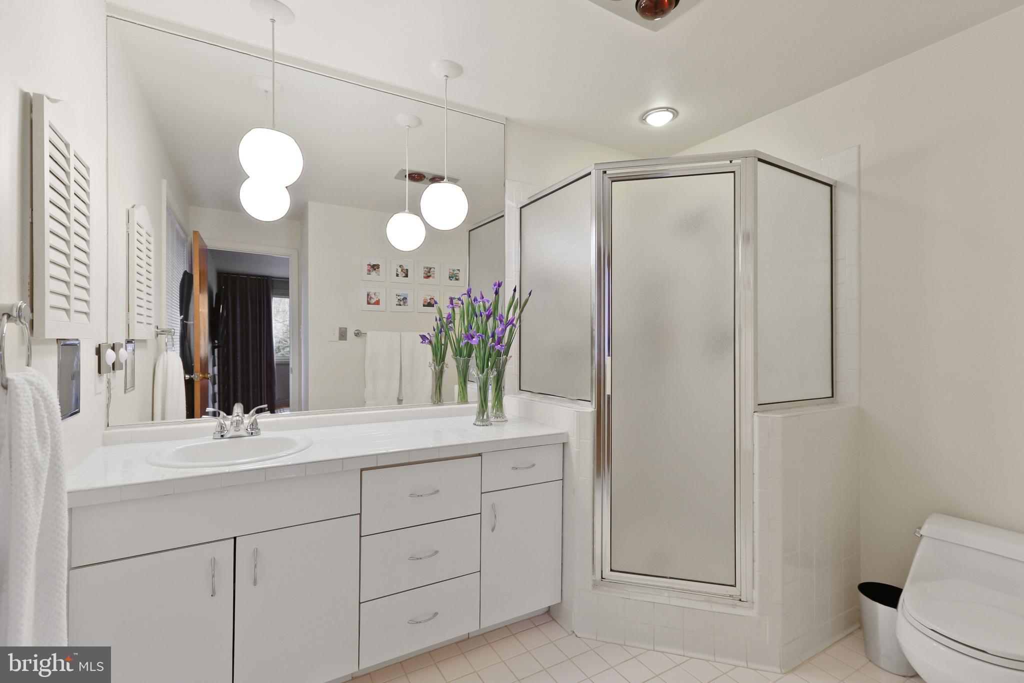 MOUNT WASHINGTON - Residential