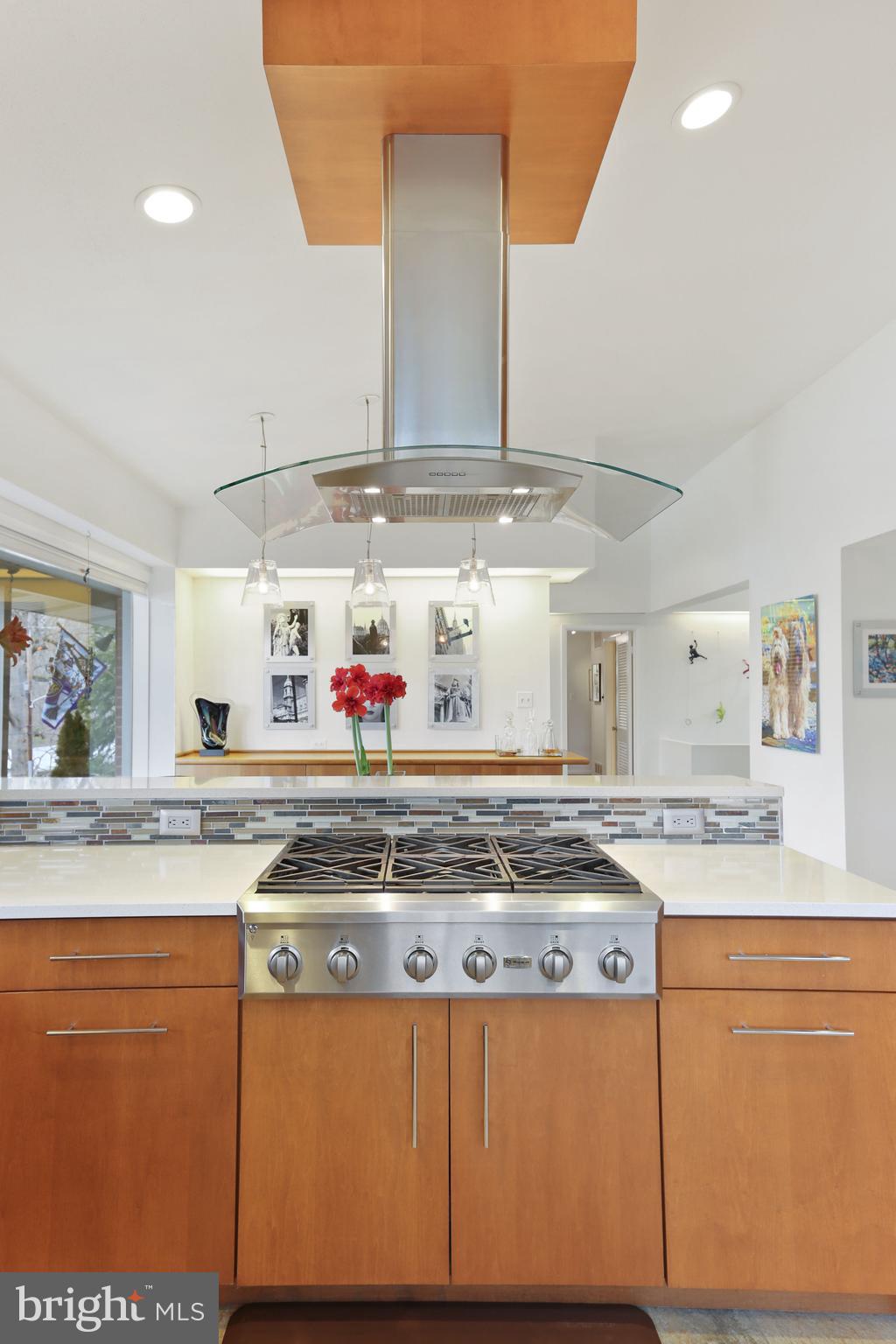 MOUNT WASHINGTON - Residential