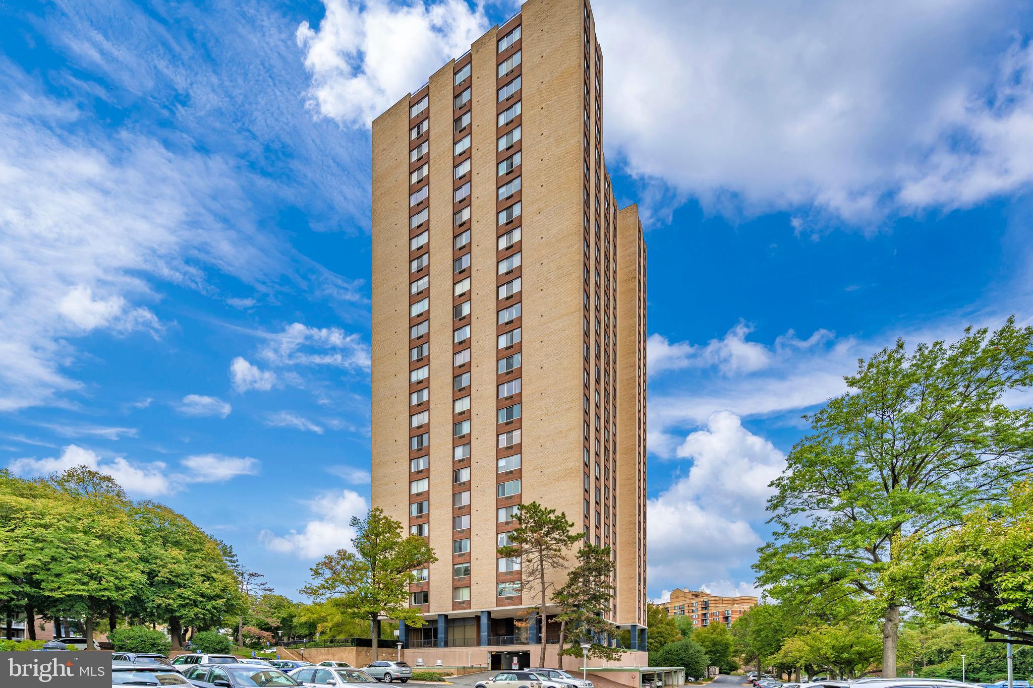 WASHINGTON TOWER - Residential