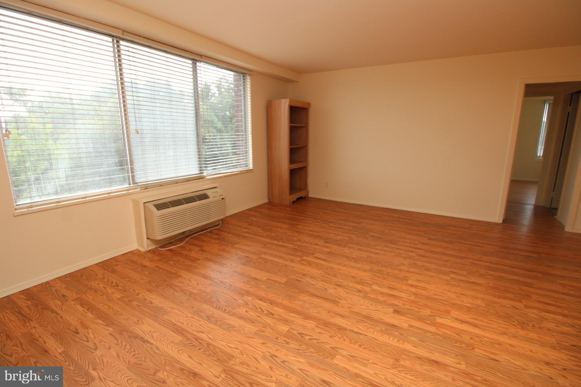 WASHINGTON TOWER - Residential