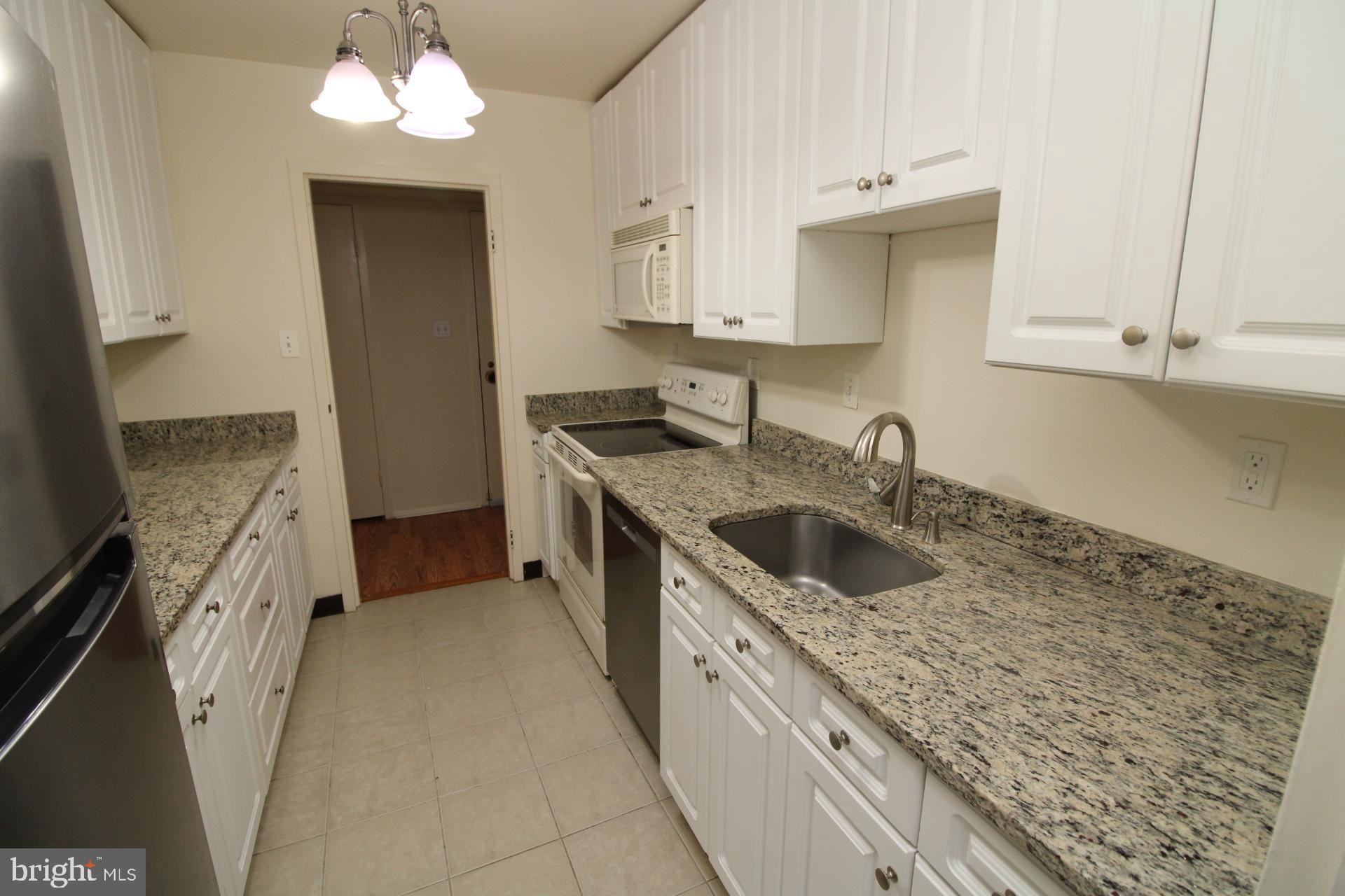 WASHINGTON TOWER - Residential