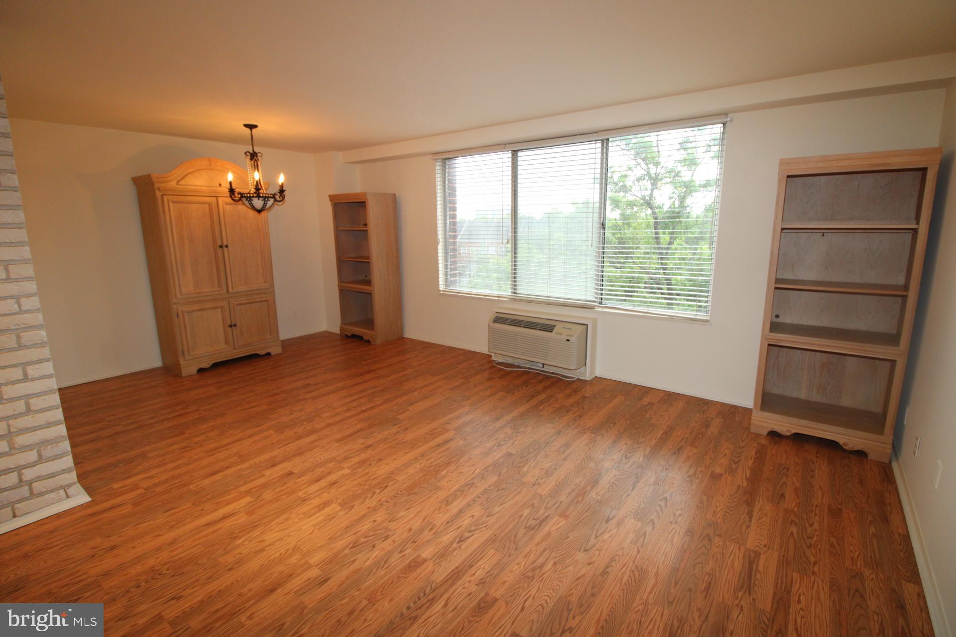 WASHINGTON TOWER - Residential
