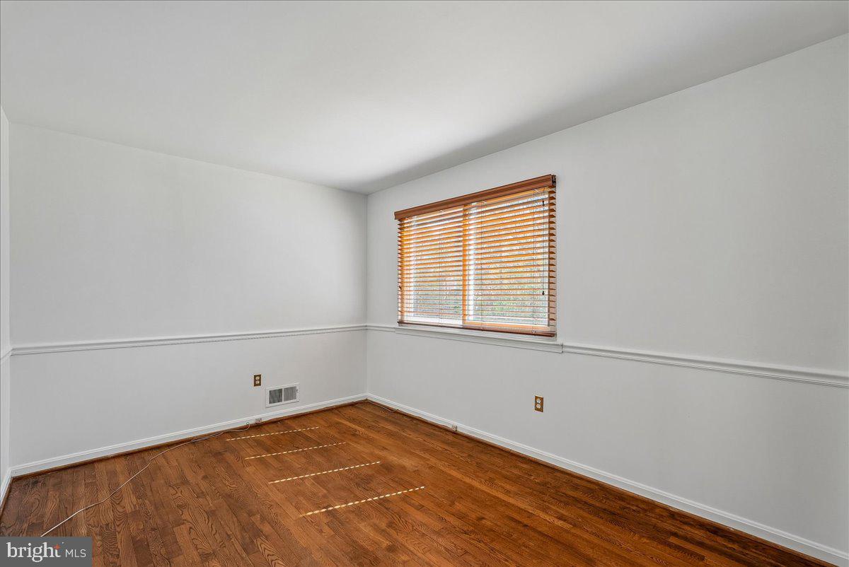 WAKEFIELD CHAPEL WOODS - Residential