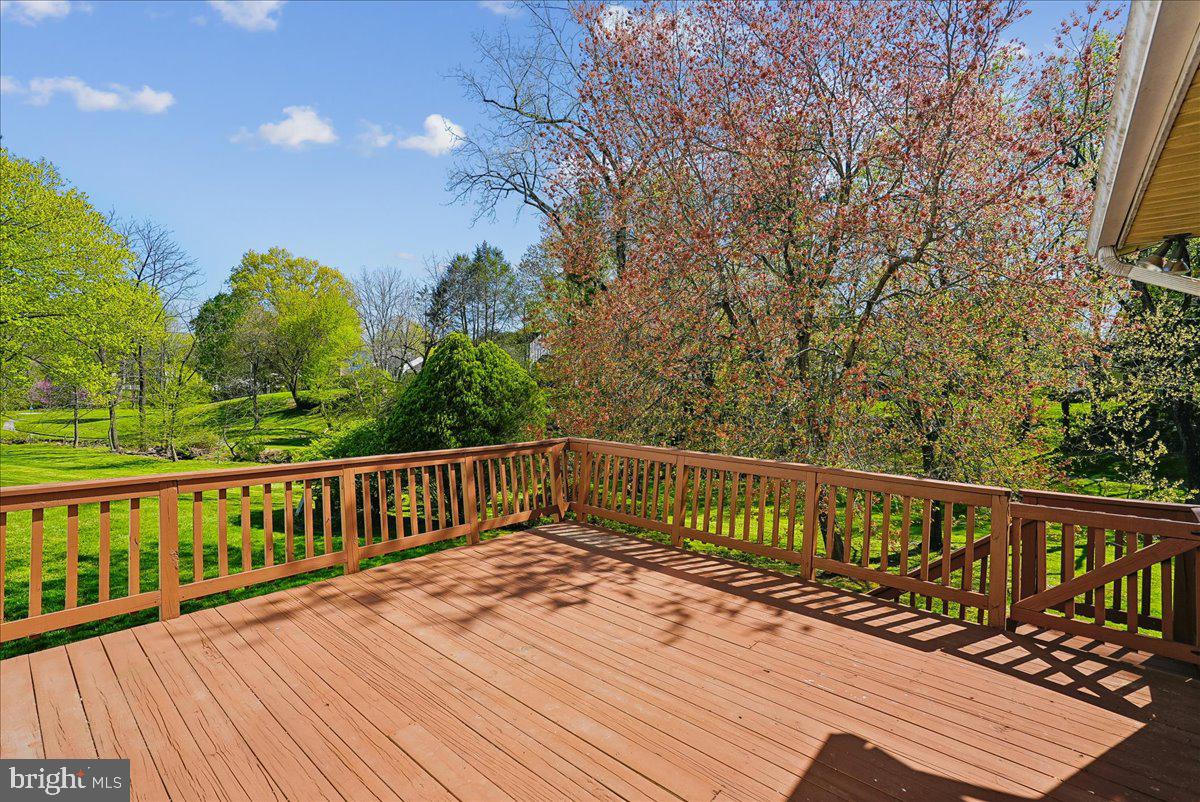 WAKEFIELD CHAPEL WOODS - Residential