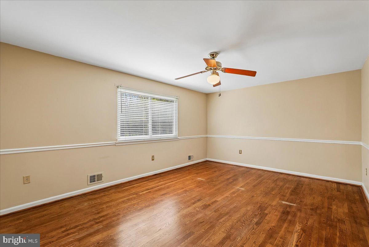 WAKEFIELD CHAPEL WOODS - Residential