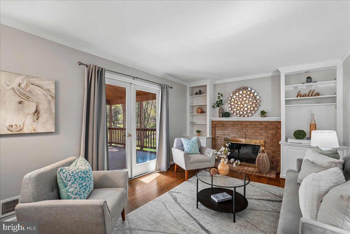 WAKEFIELD CHAPEL WOODS - Residential