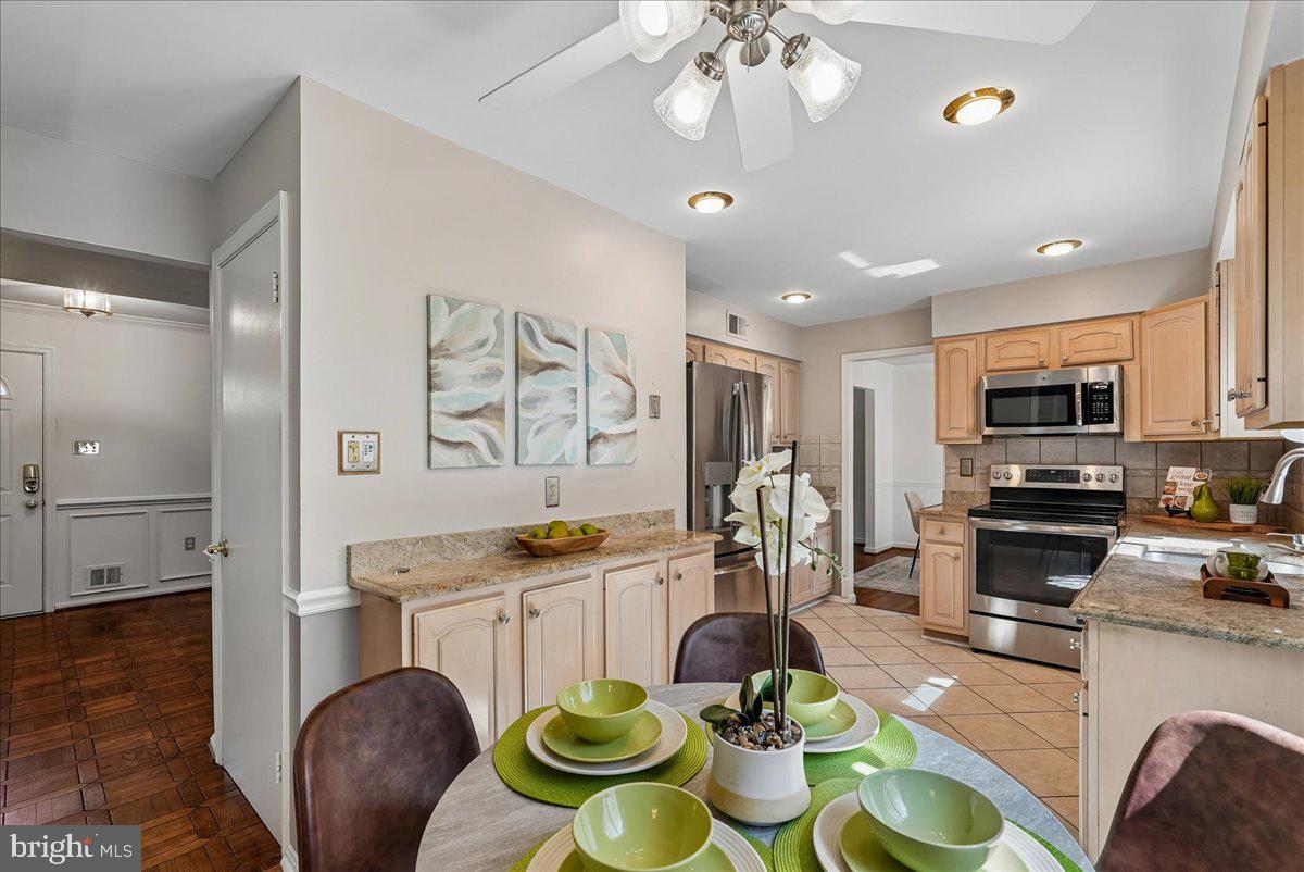 WAKEFIELD CHAPEL WOODS - Residential