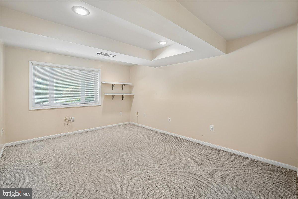 WAKEFIELD CHAPEL WOODS - Residential