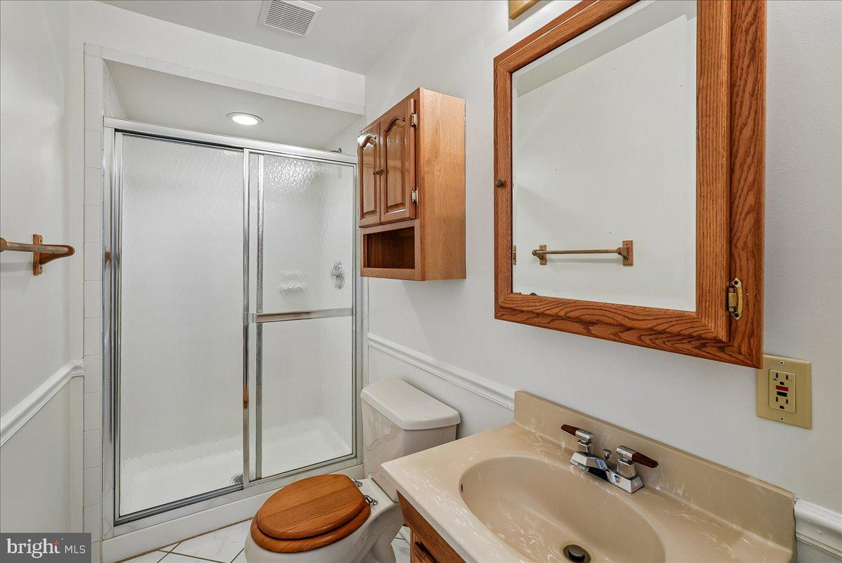 WAKEFIELD CHAPEL WOODS - Residential