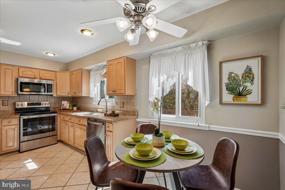 WAKEFIELD CHAPEL WOODS - Residential