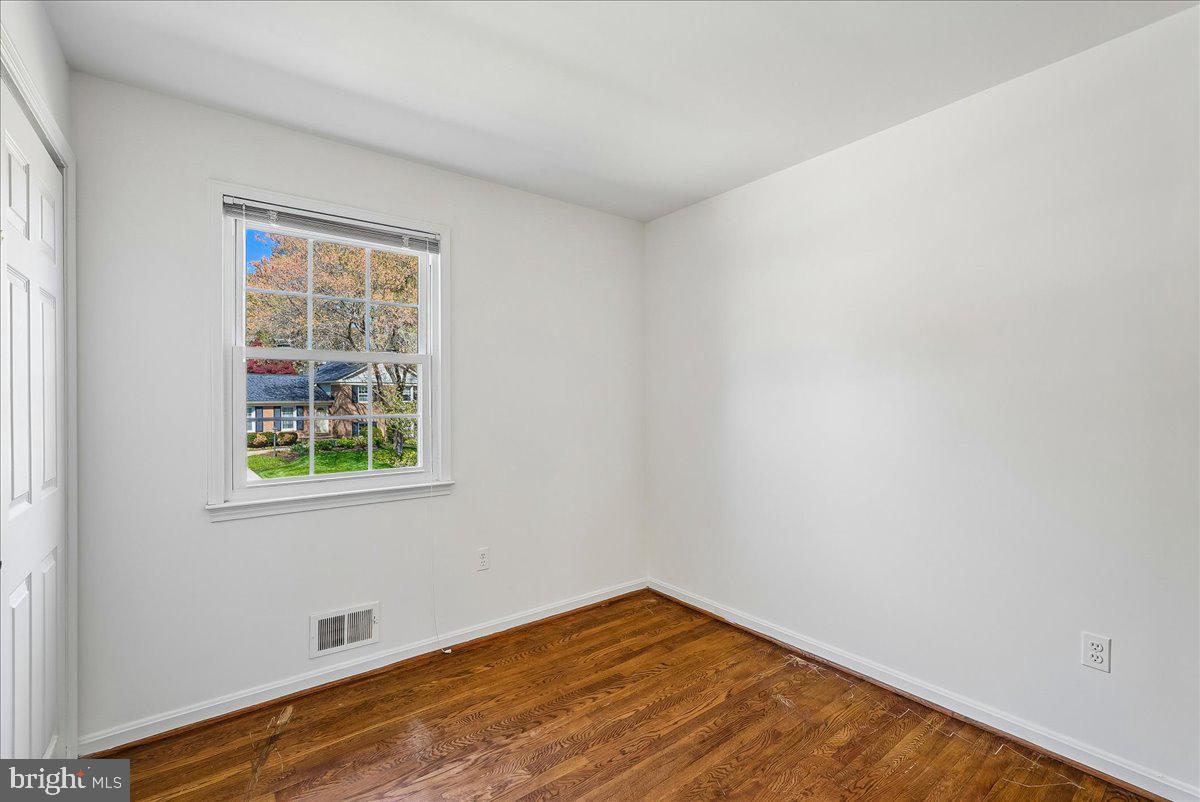 WAKEFIELD CHAPEL WOODS - Residential