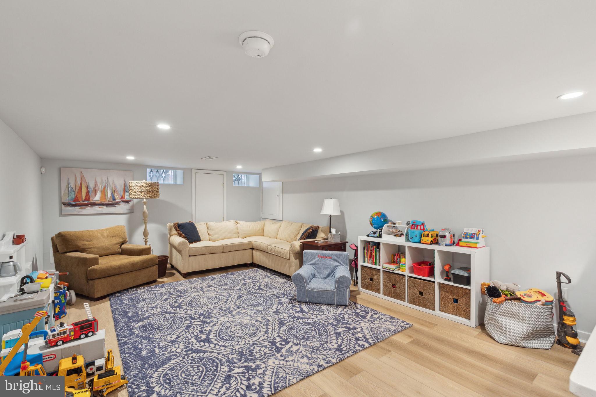 GRADUATE HOSPITAL - Residential