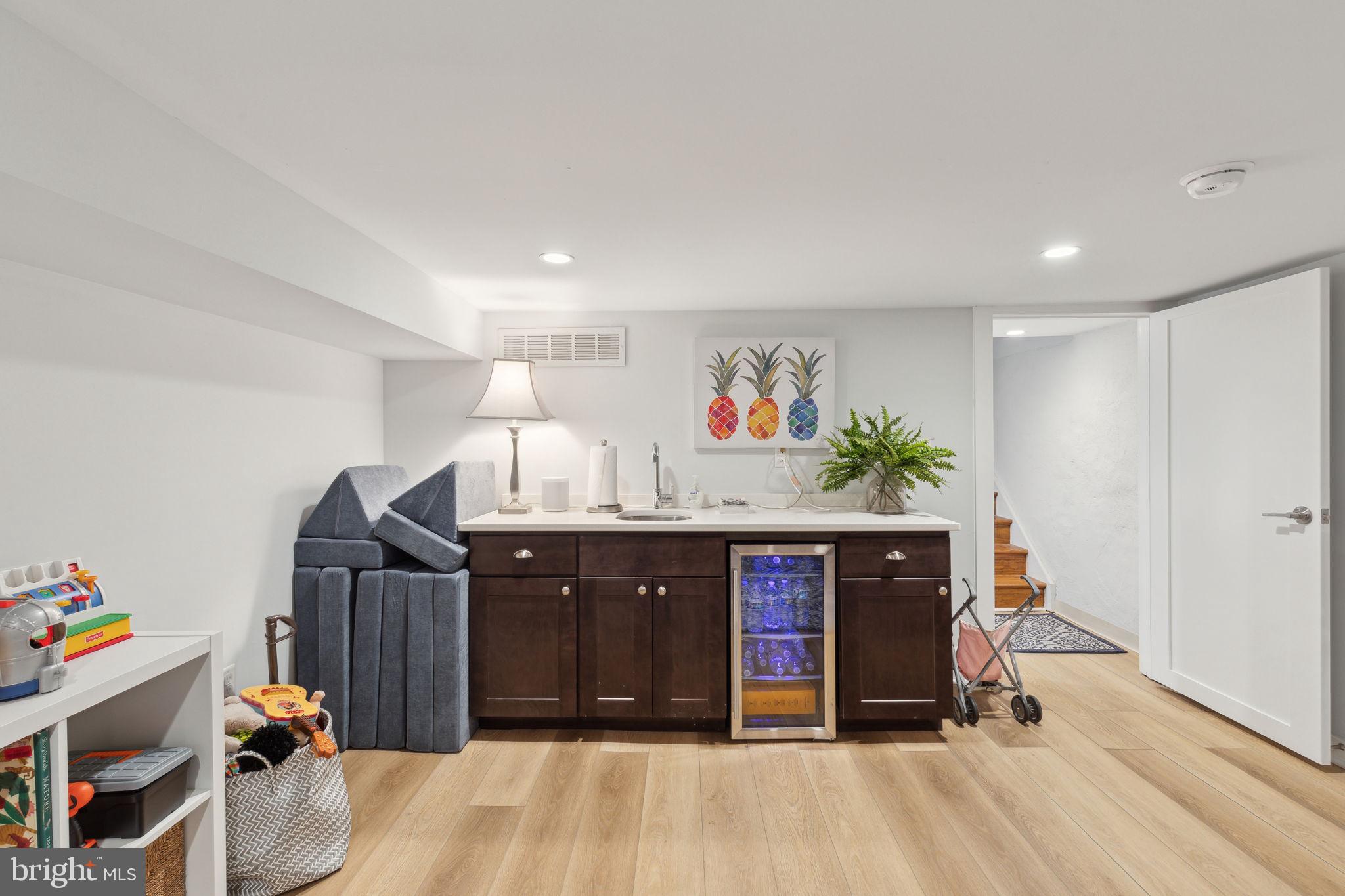 GRADUATE HOSPITAL - Residential