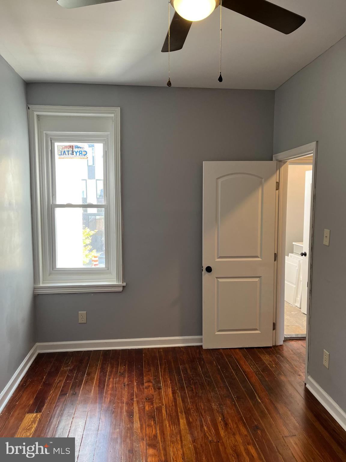 PORT RICHMOND - Residential Lease