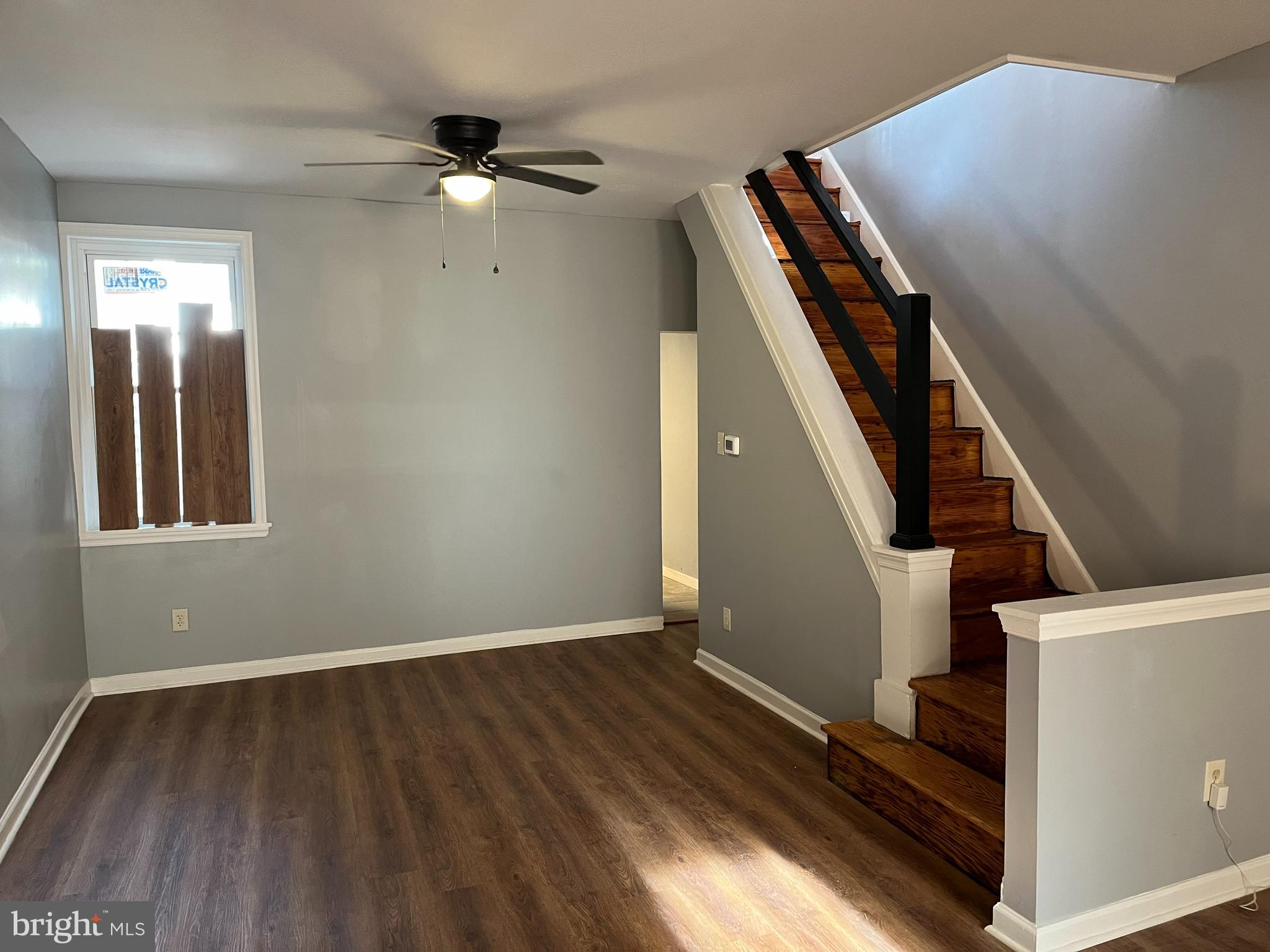 PORT RICHMOND - Residential Lease