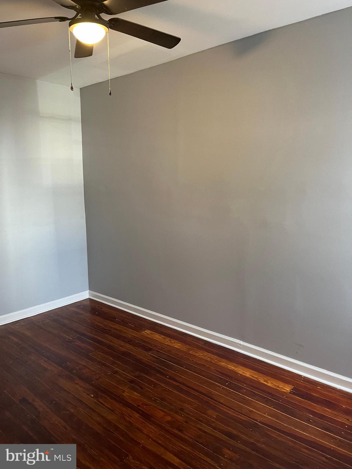 PORT RICHMOND - Residential Lease