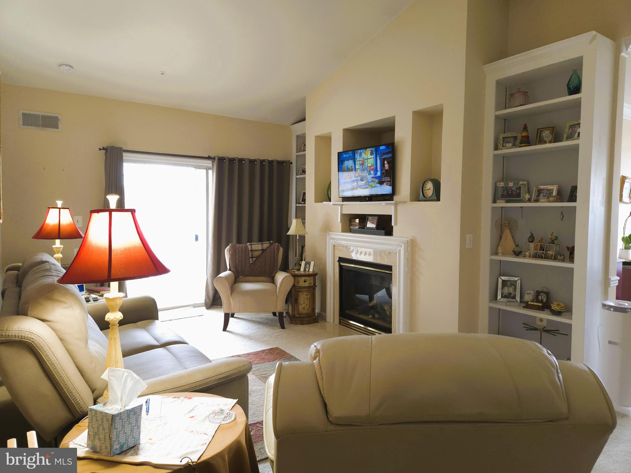 ASHBURN FARM - Residential