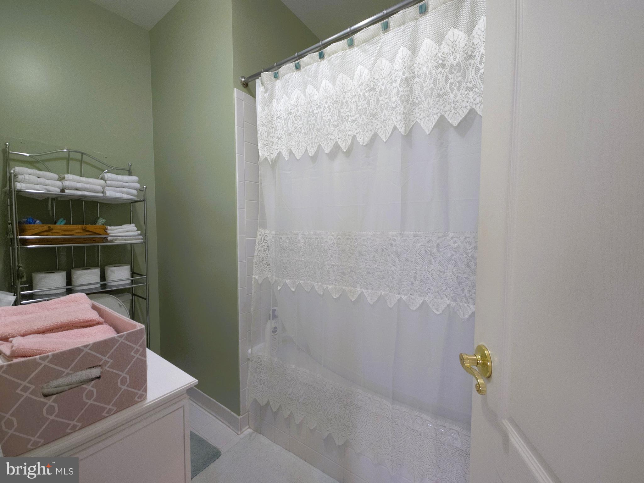 ASHBURN FARM - Residential