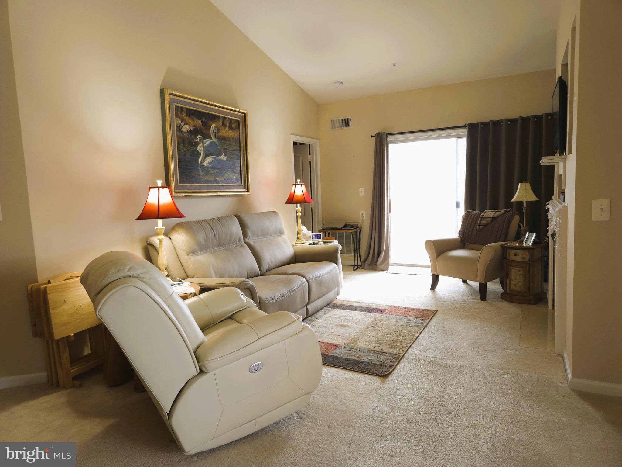 ASHBURN FARM - Residential