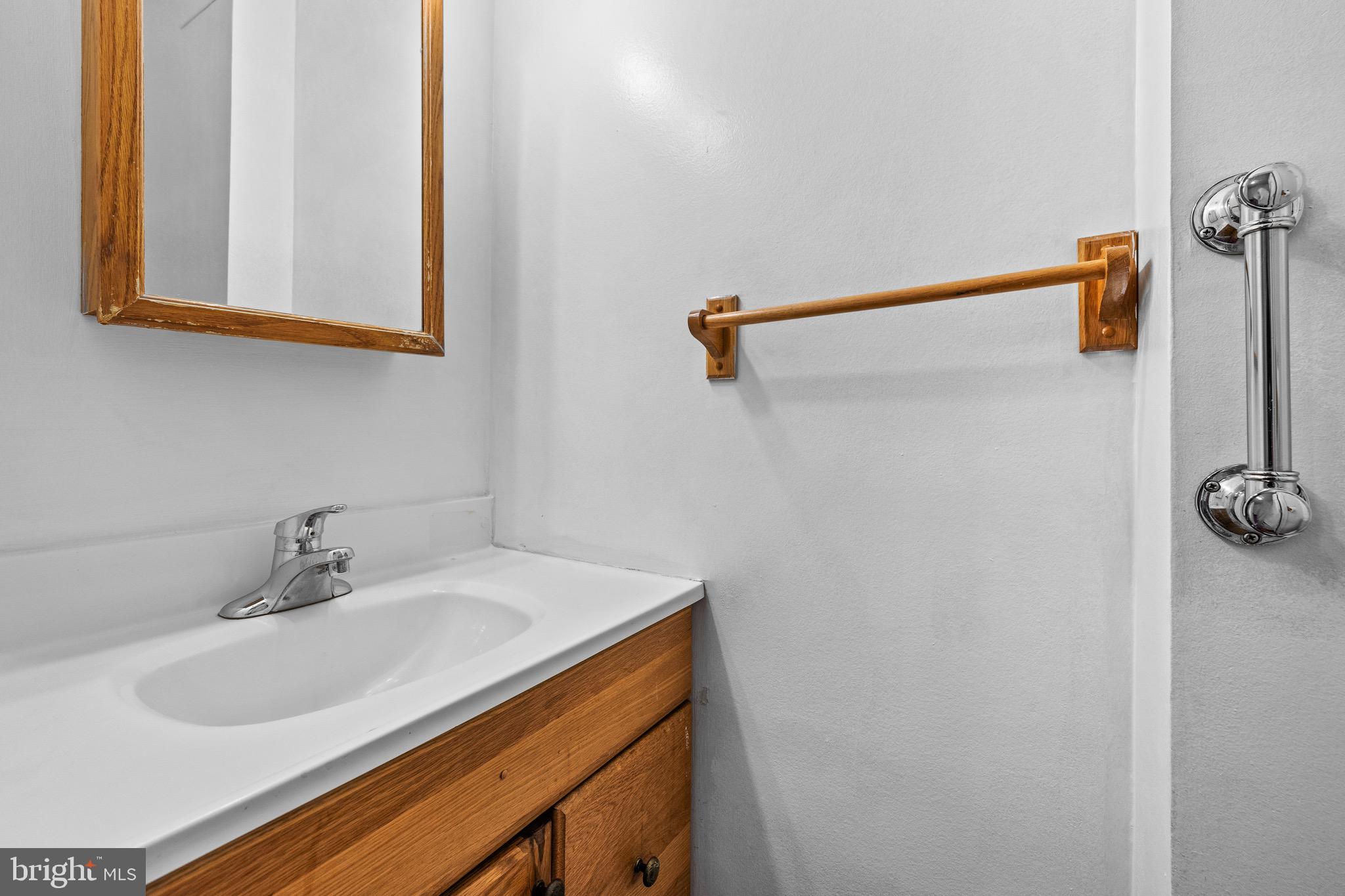 BAYVIEW - Residential Lease