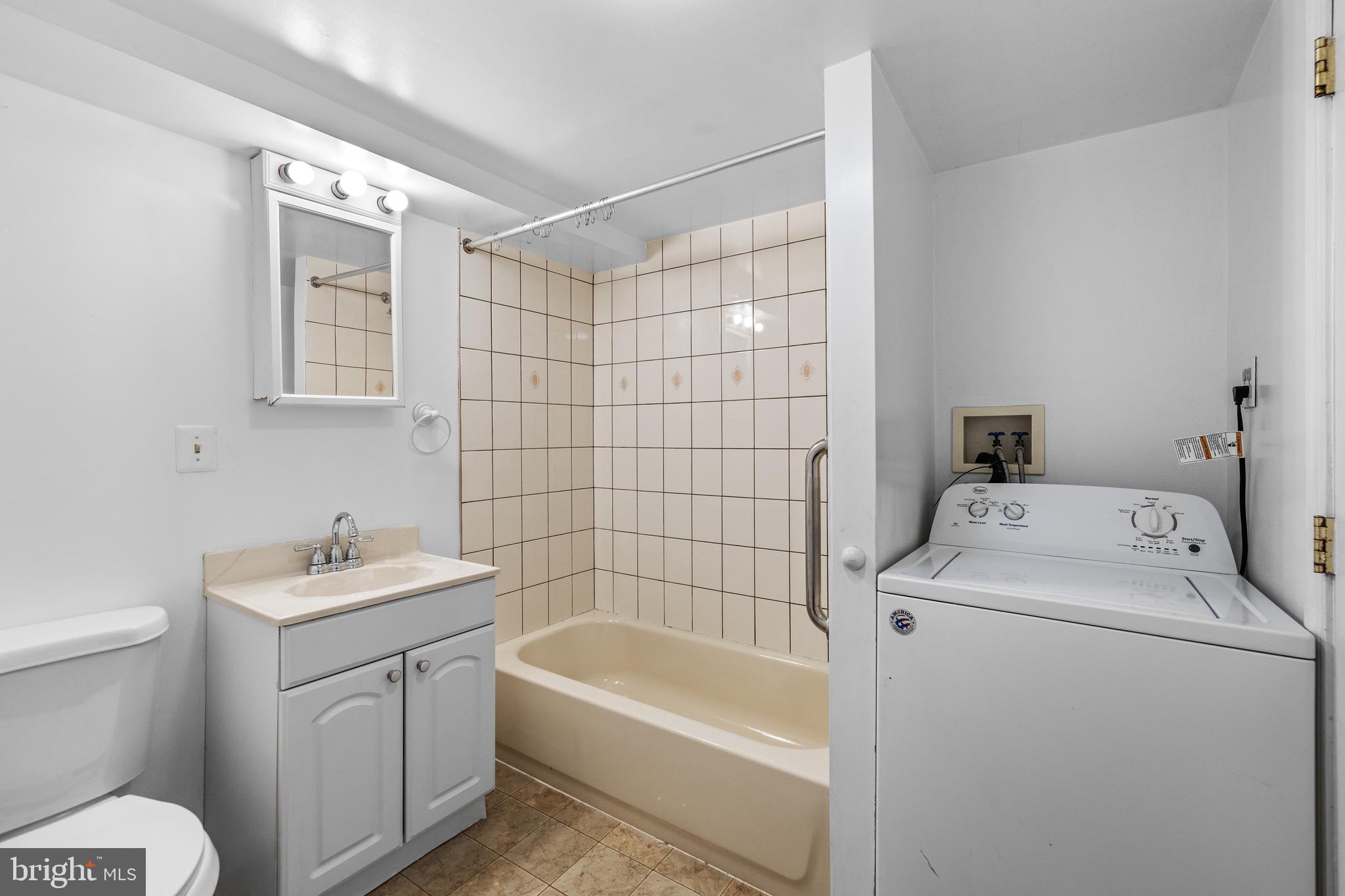 BAYVIEW - Residential Lease