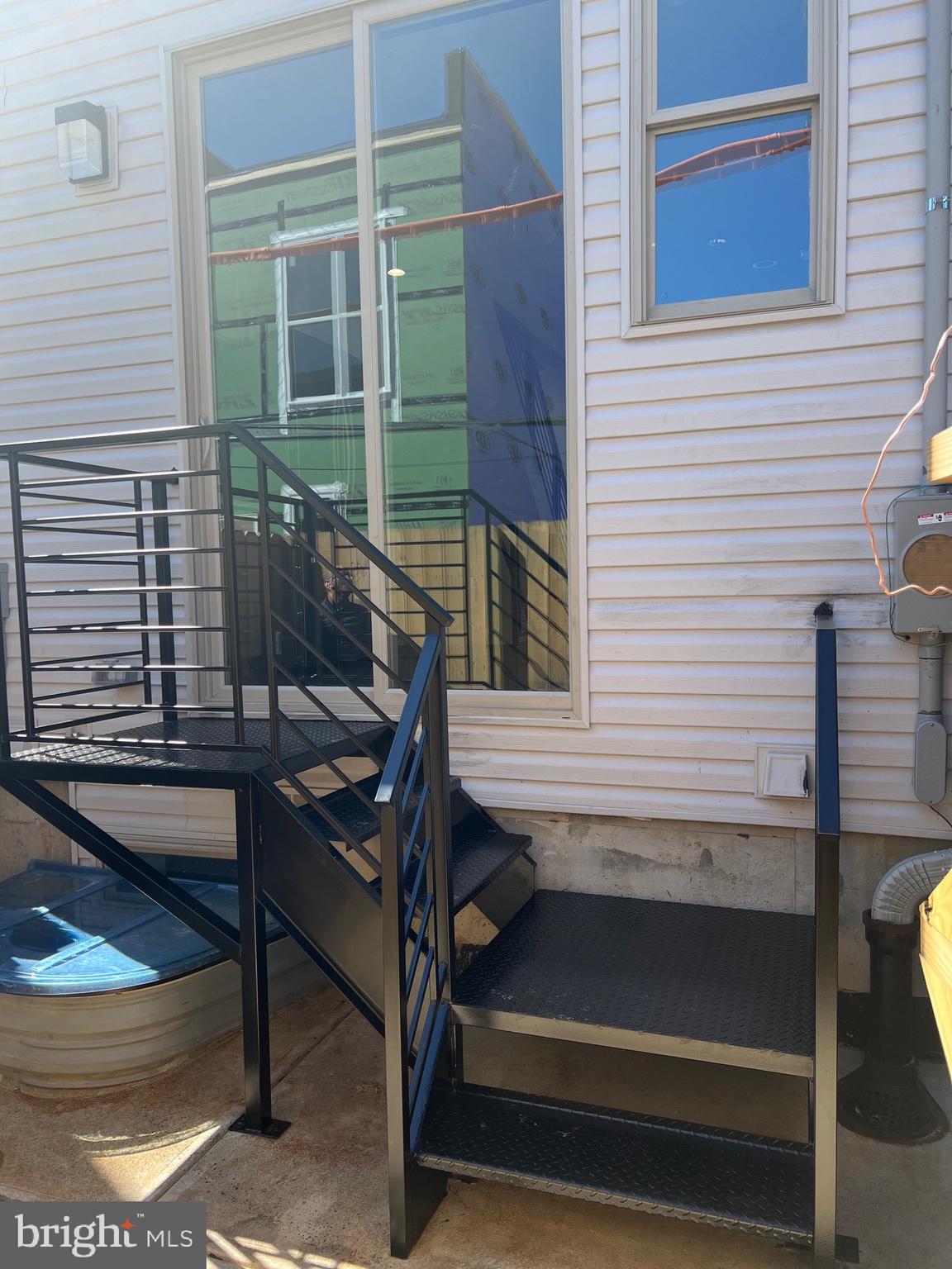 GRAYS FERRY - Residential Lease