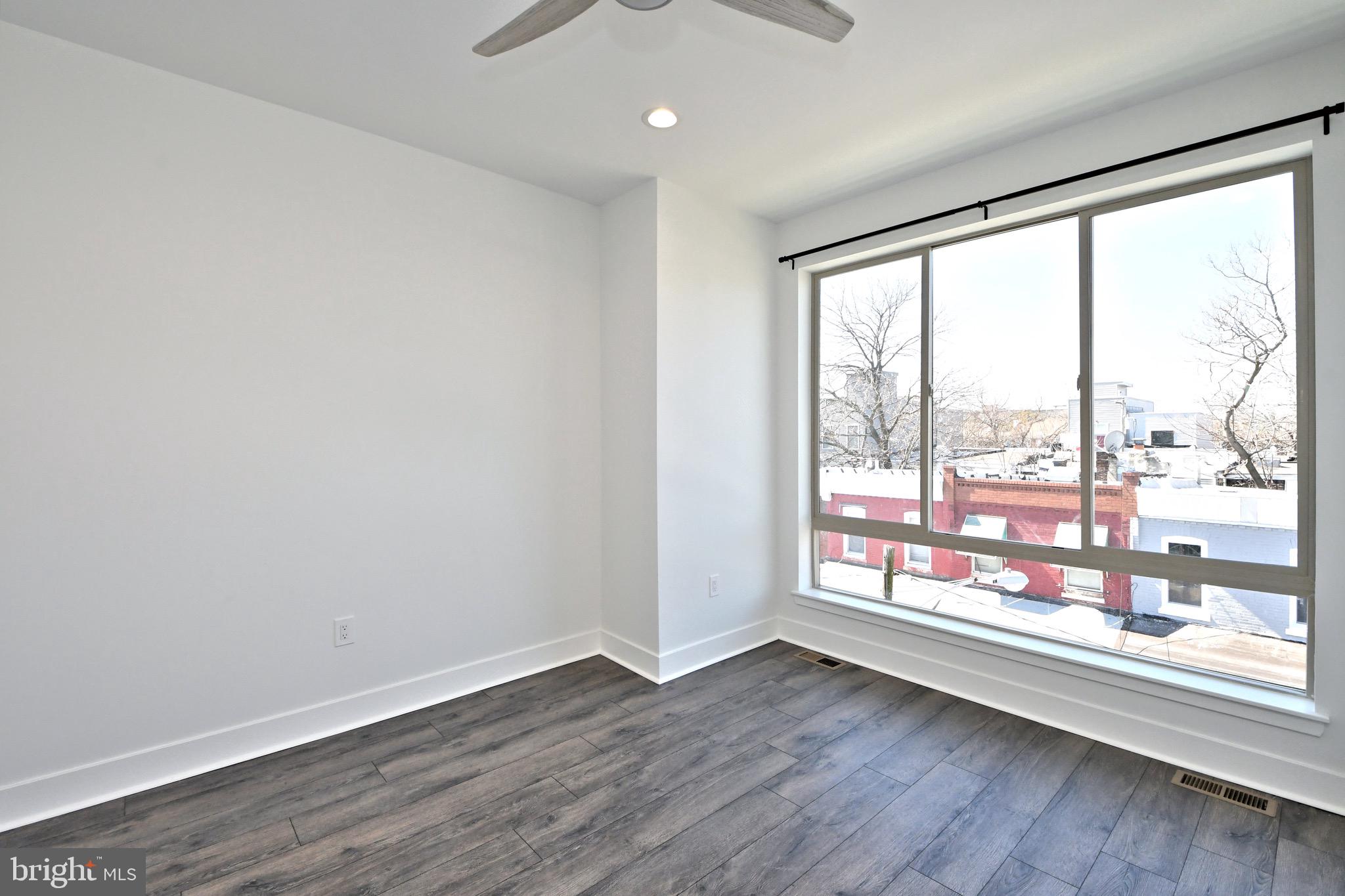 GRAYS FERRY - Residential Lease