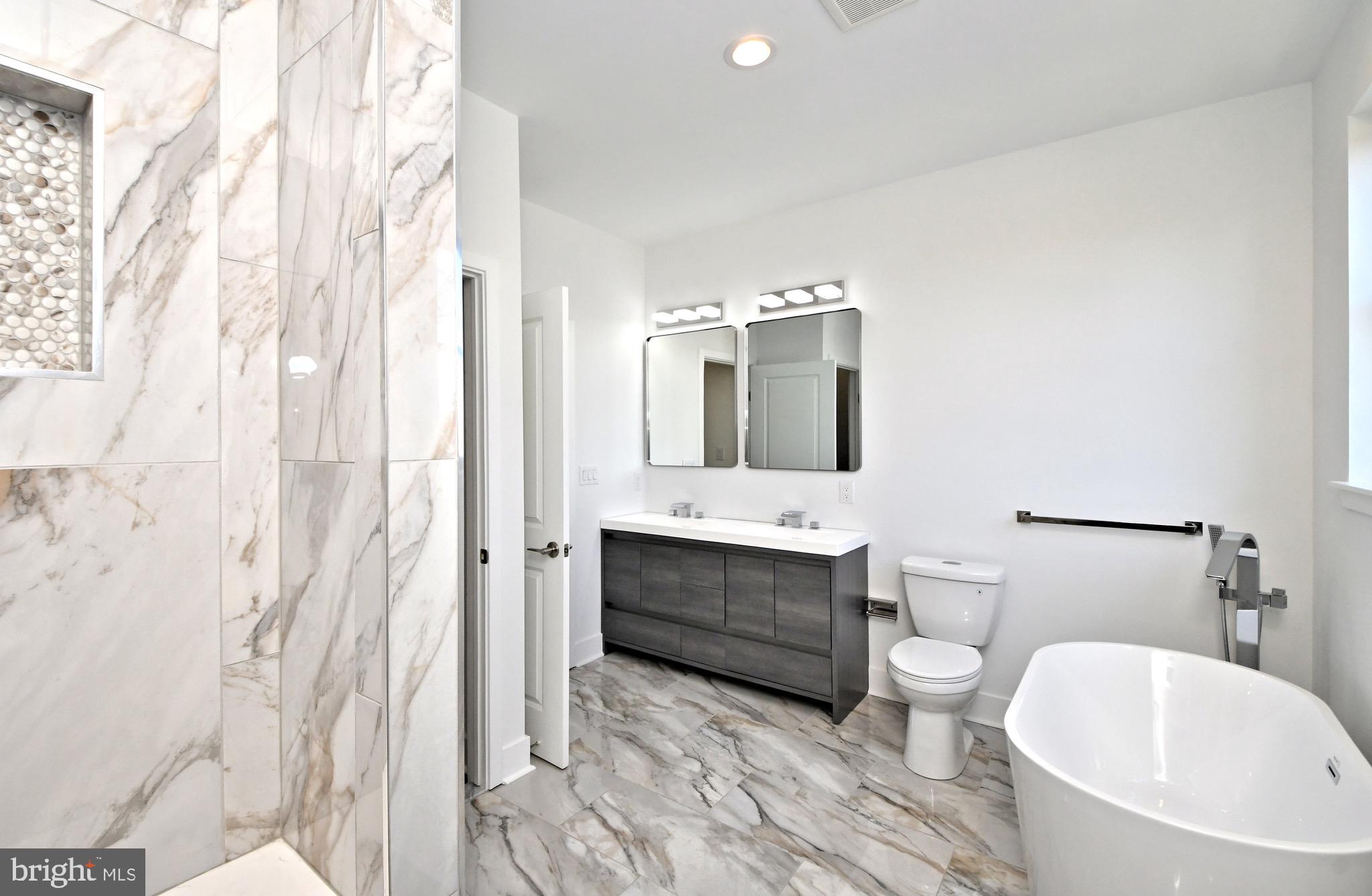 GRAYS FERRY - Residential Lease