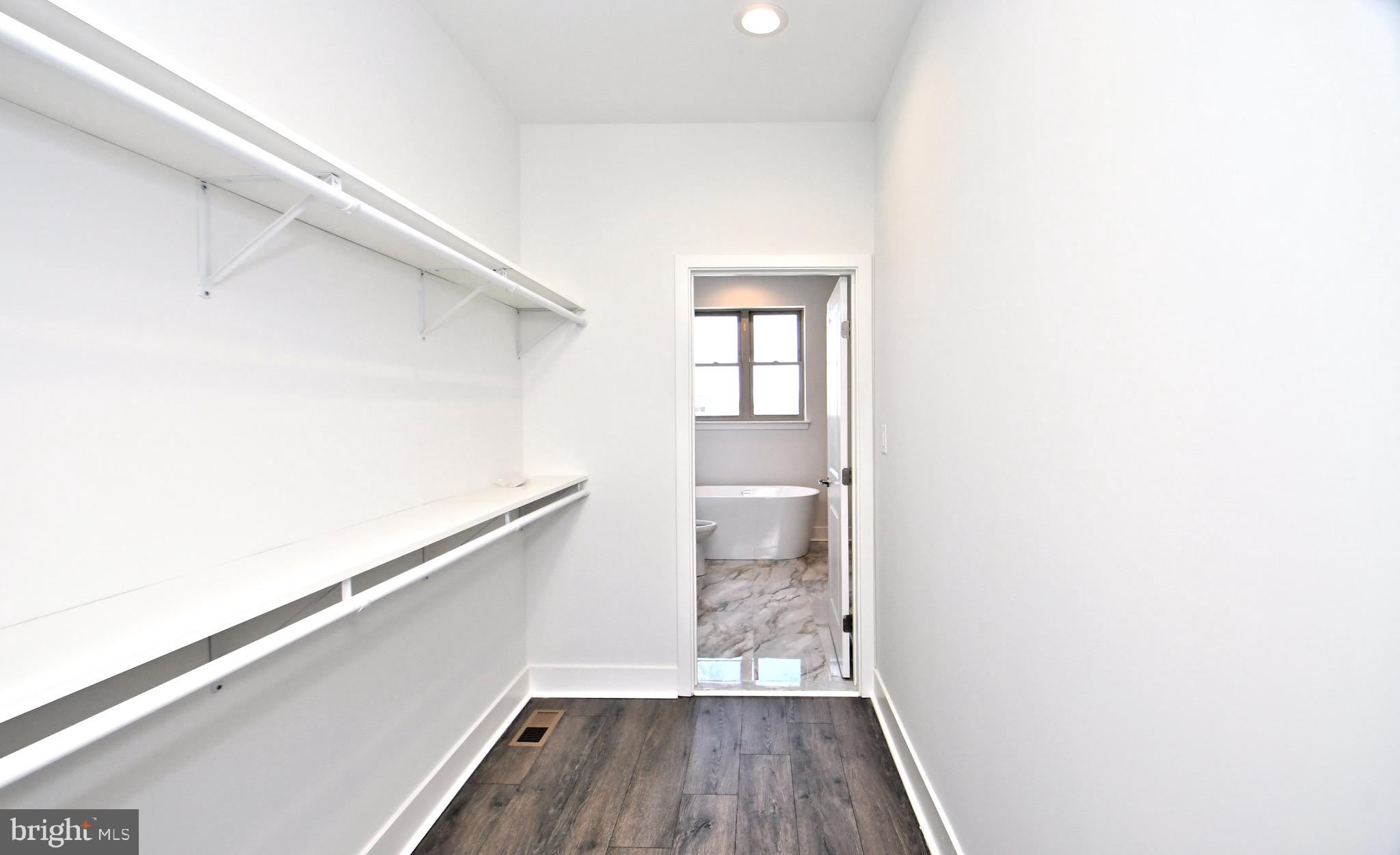 GRAYS FERRY - Residential Lease