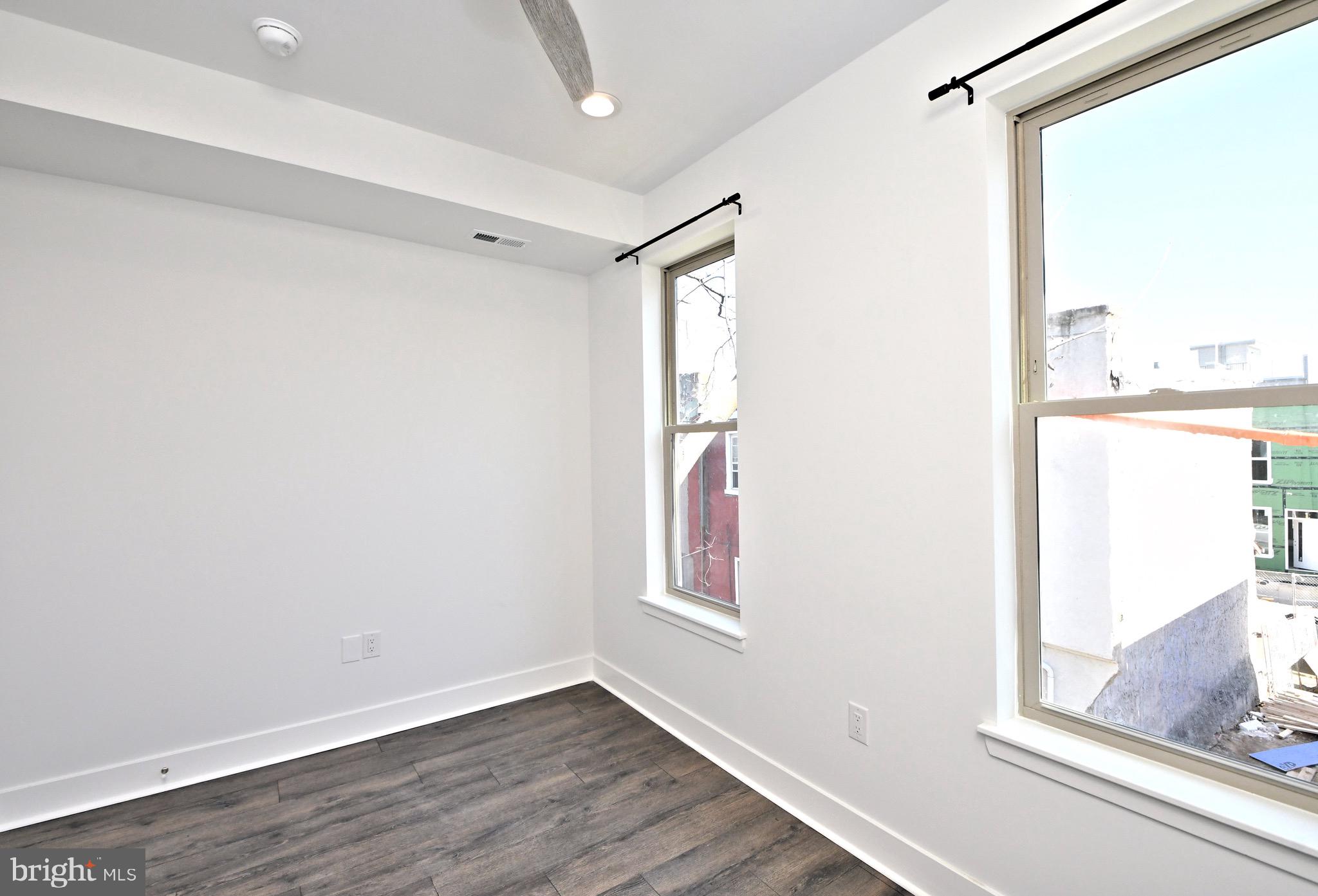 GRAYS FERRY - Residential Lease