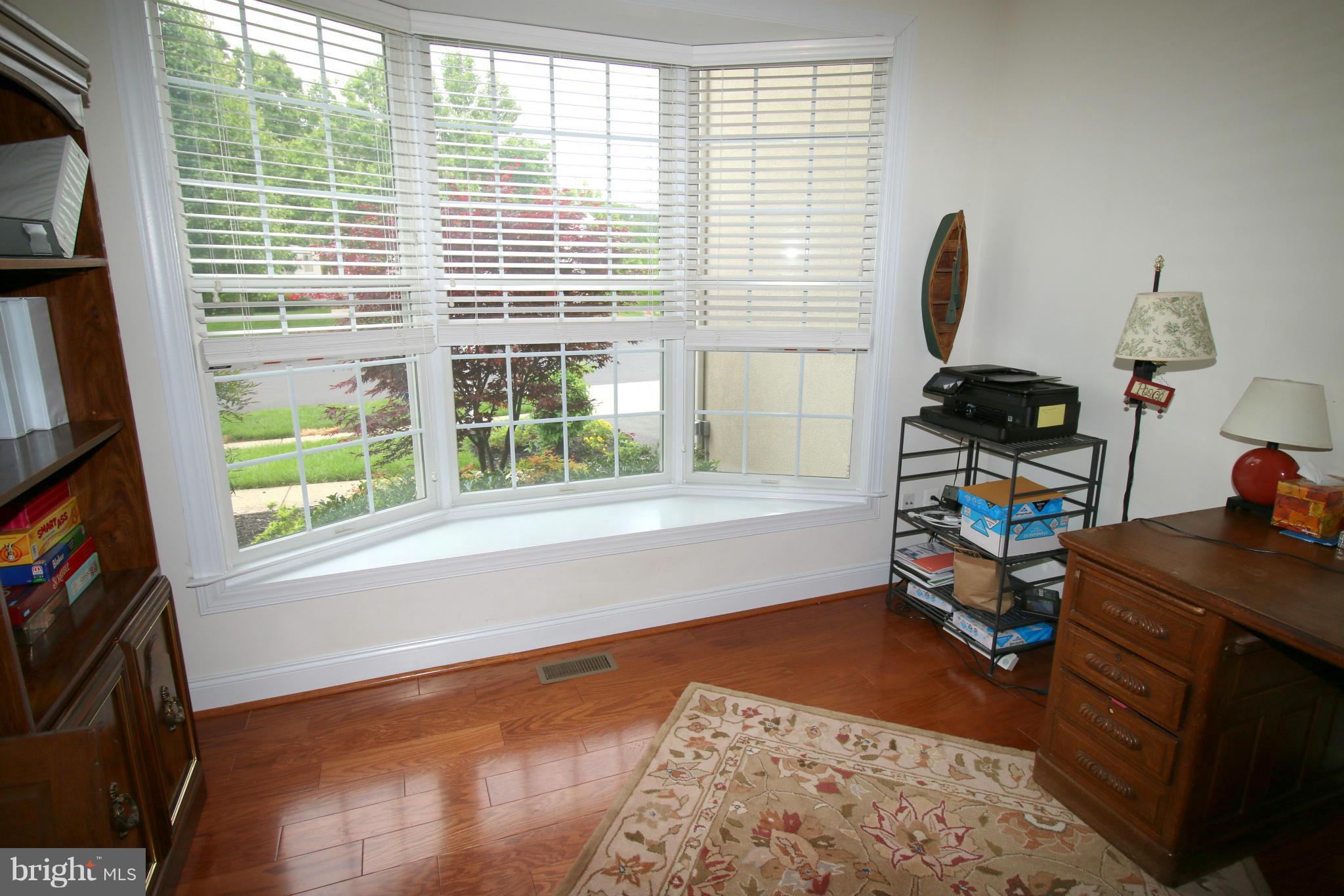 SOUTH RIDING - Residential