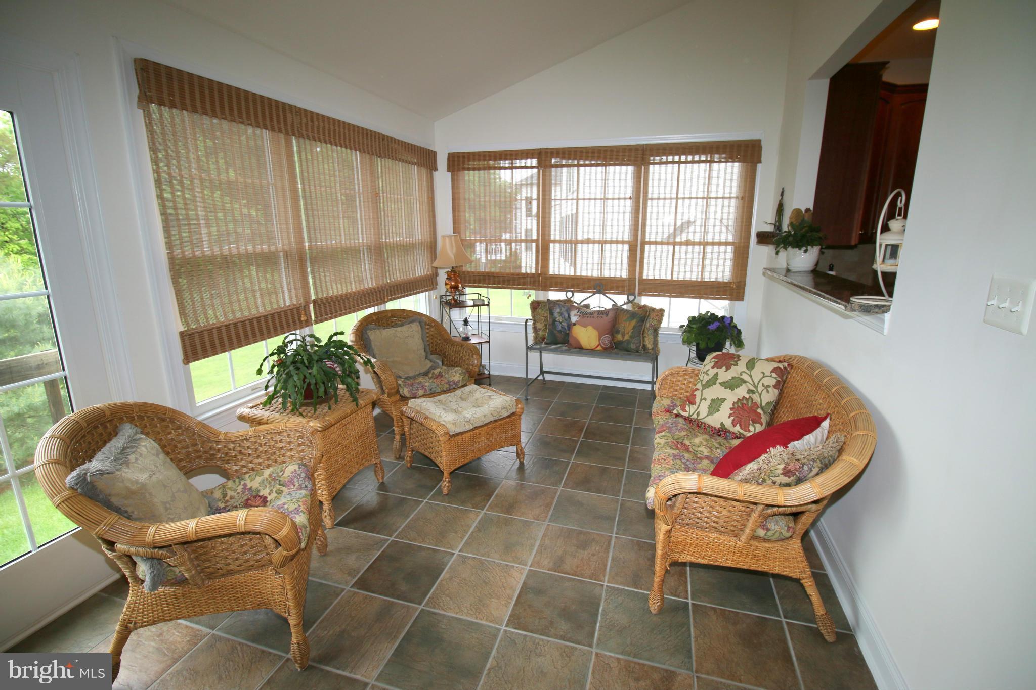 SOUTH RIDING - Residential